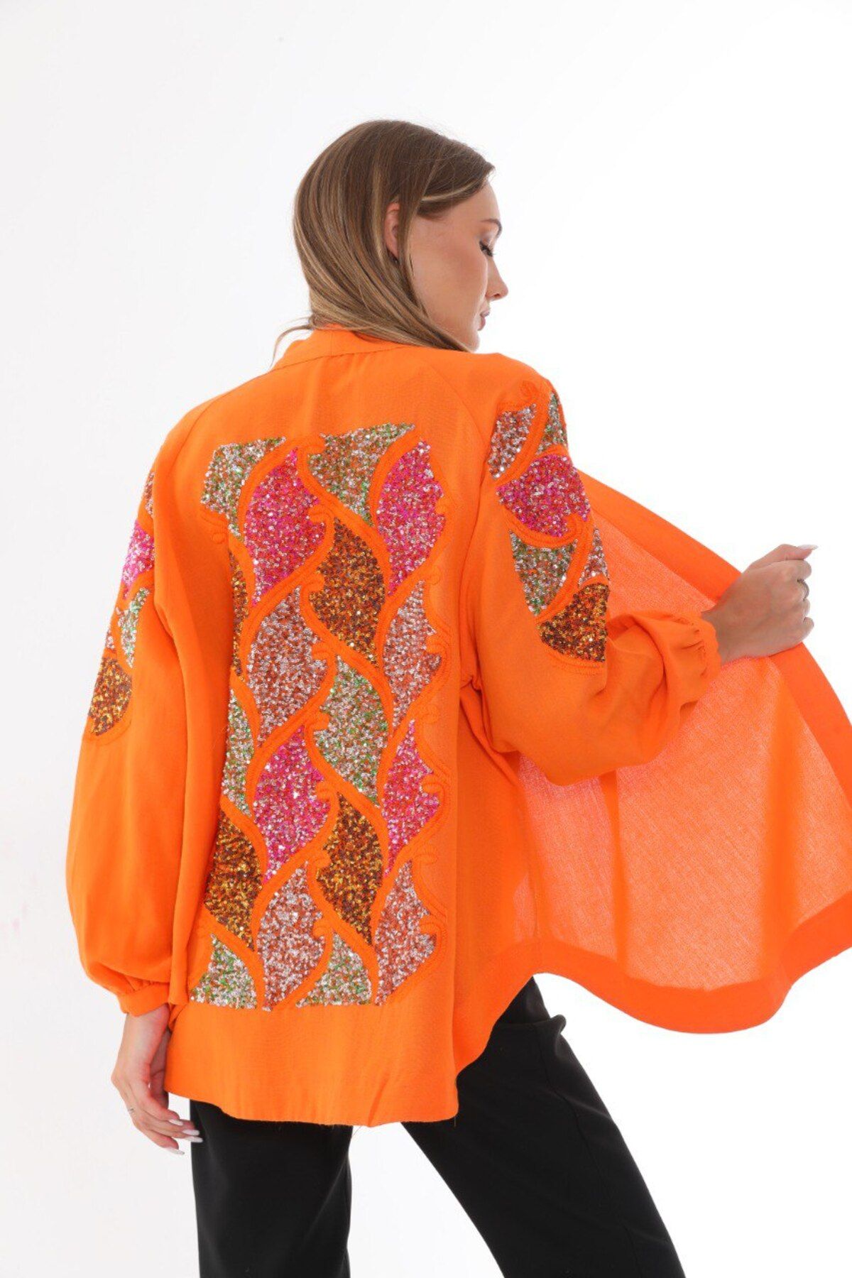 Nakışlı keten kimono