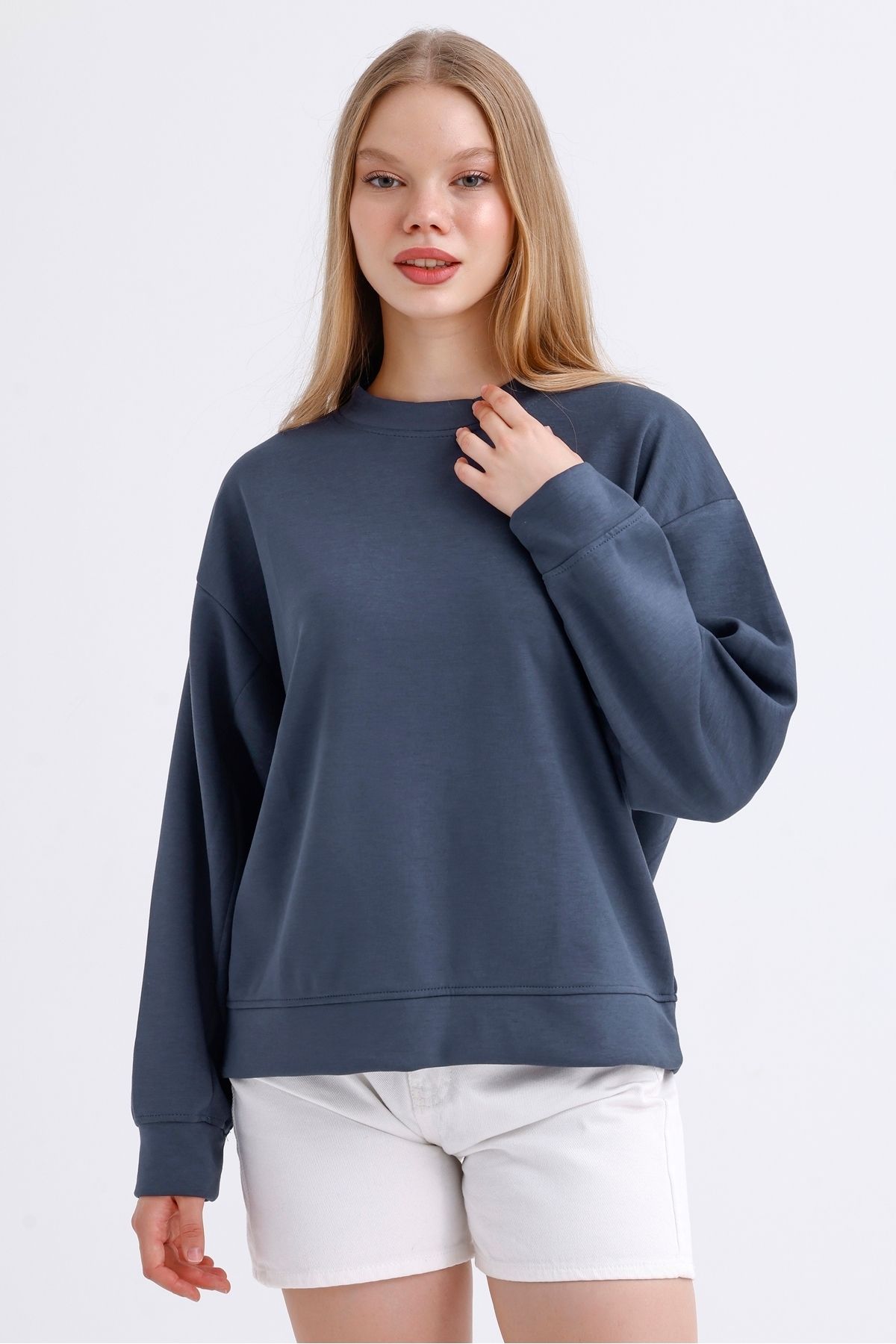 Kadın Bisiklet Yaka Basic  Oversize Modal Sweatshirt