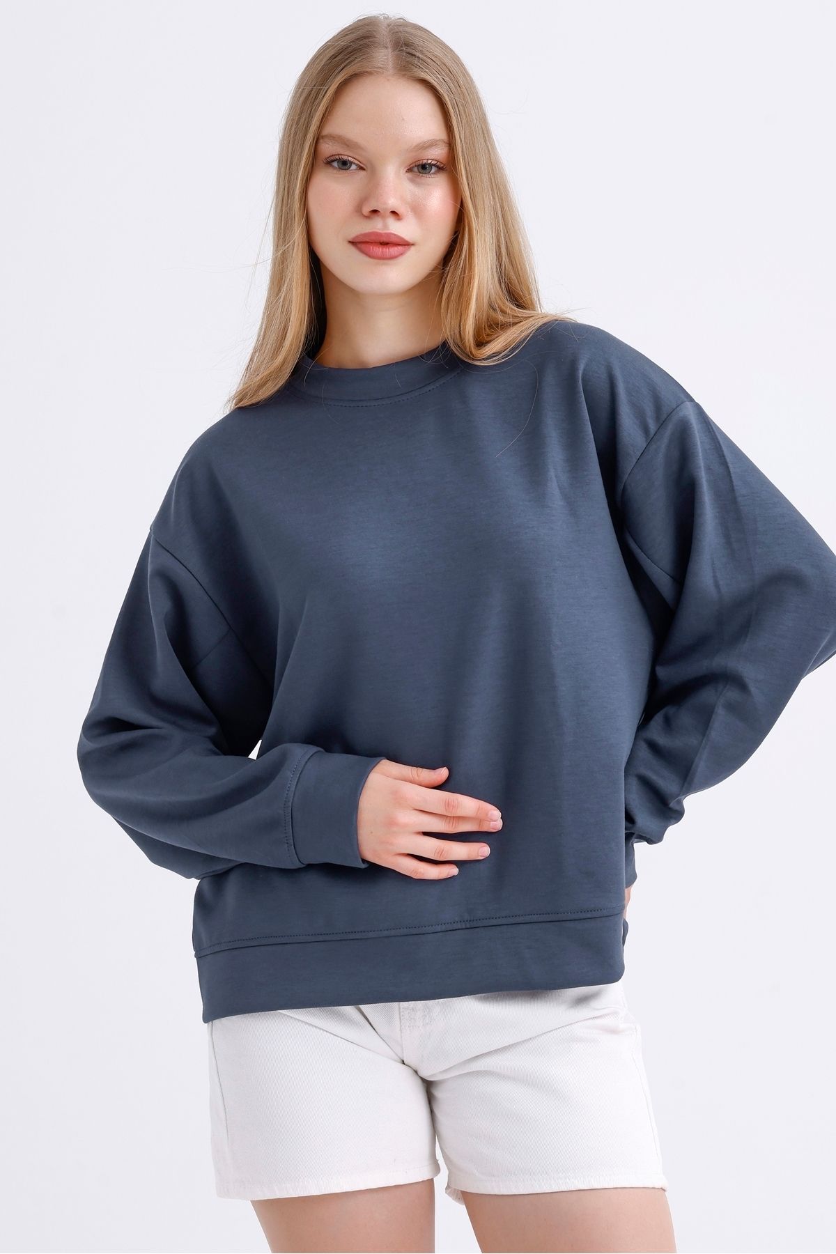 Kadın Bisiklet Yaka Basic  Oversize Modal Sweatshirt