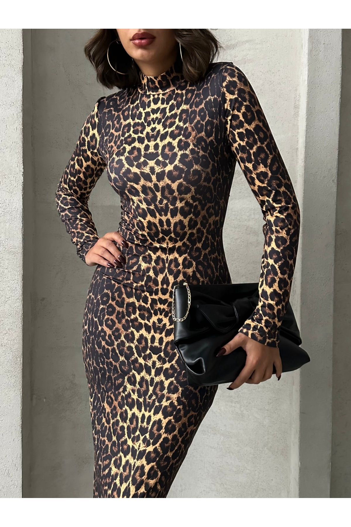 alenmoda Leopar DesenliBalıkçı Yaka Elbise