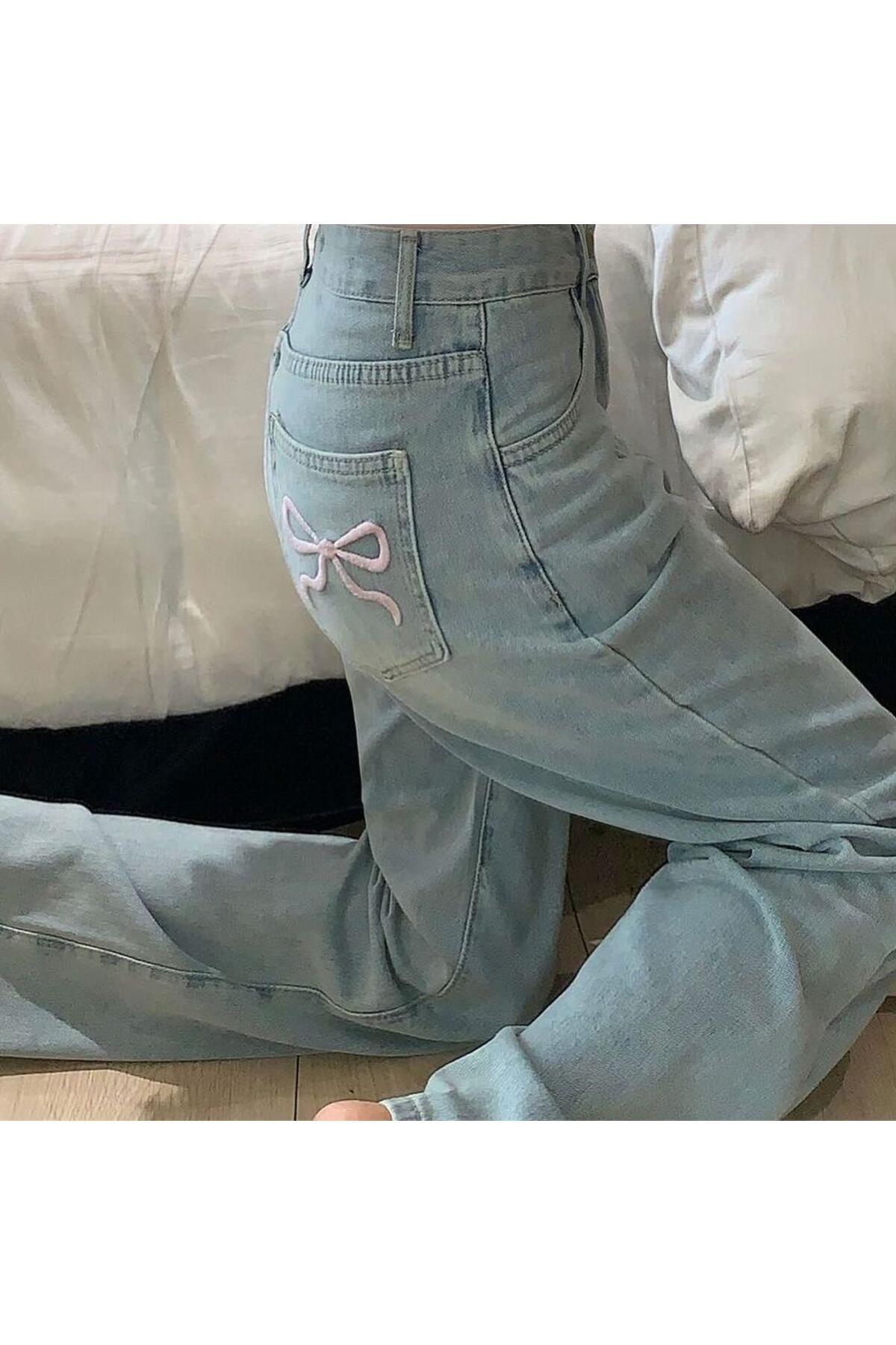 Kurdele Detaylı Baggy Yıkamalı Mavi Jean