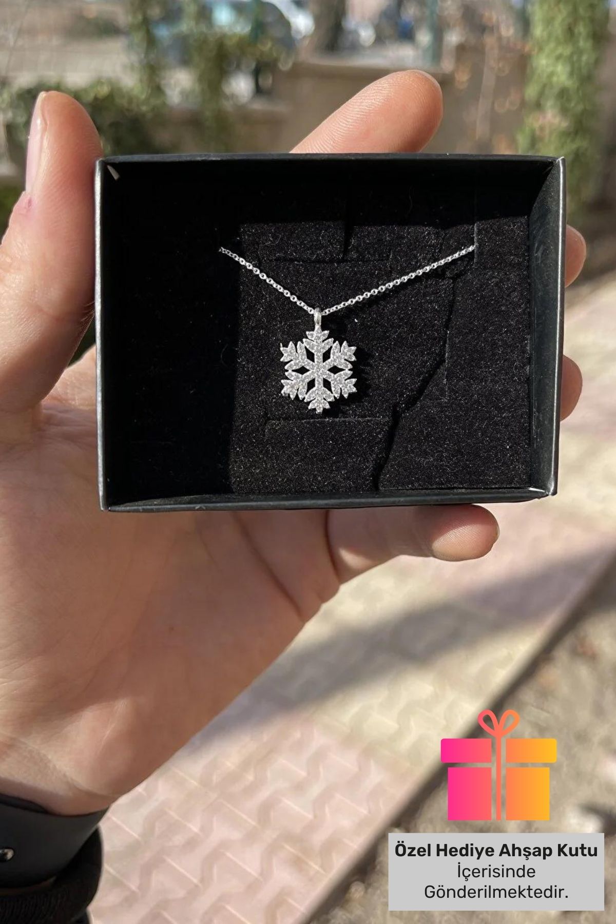 Lucente Jewellery HediyeKutulu Beyaz Taşlı Ka...