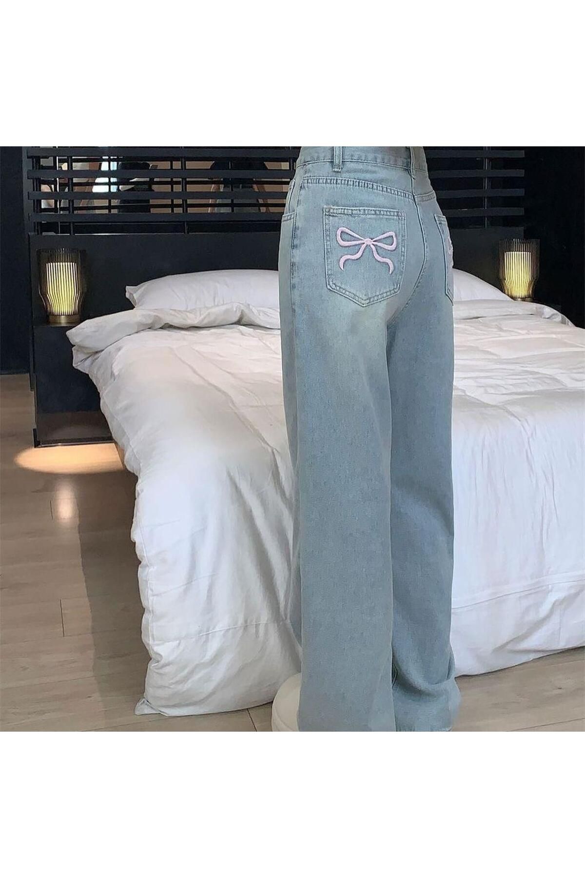 Kurdele Detaylı Baggy Yıkamalı Mavi Jean