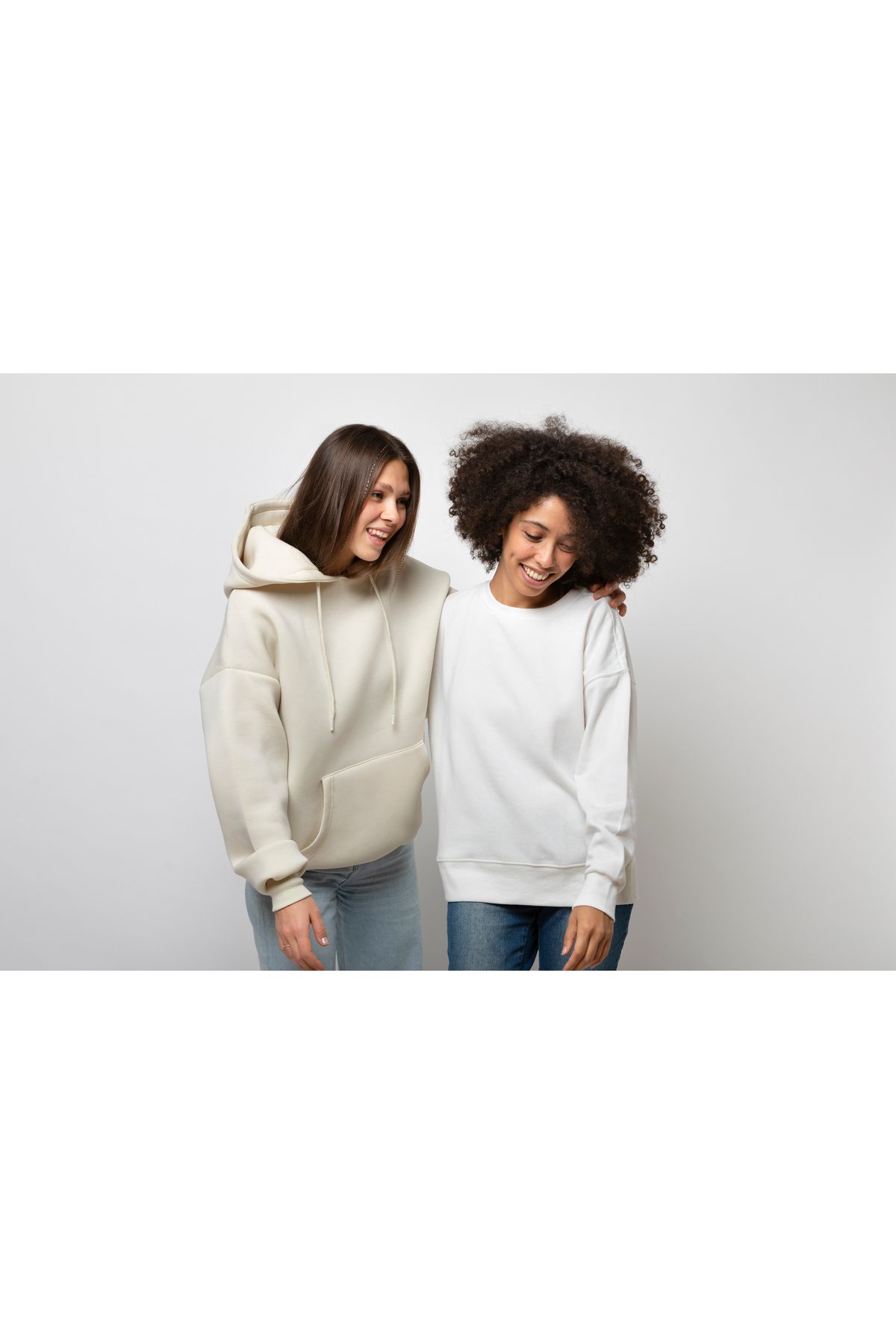 Unisex Oversize Kanguru Cep Detaylı Fermuarsız Sweat