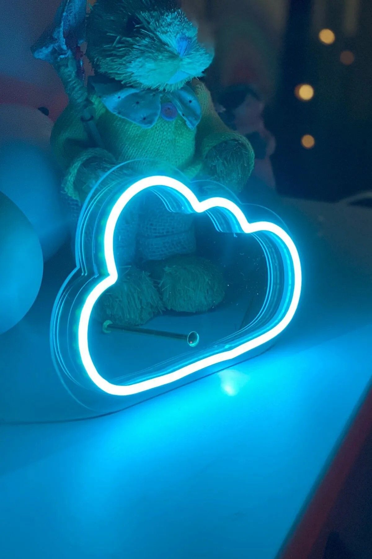 Çocuk Odası Için Masaüstü Küçük Bulut Şeklinde Neon Led Işıklı Tablo 20 X 14 Cm