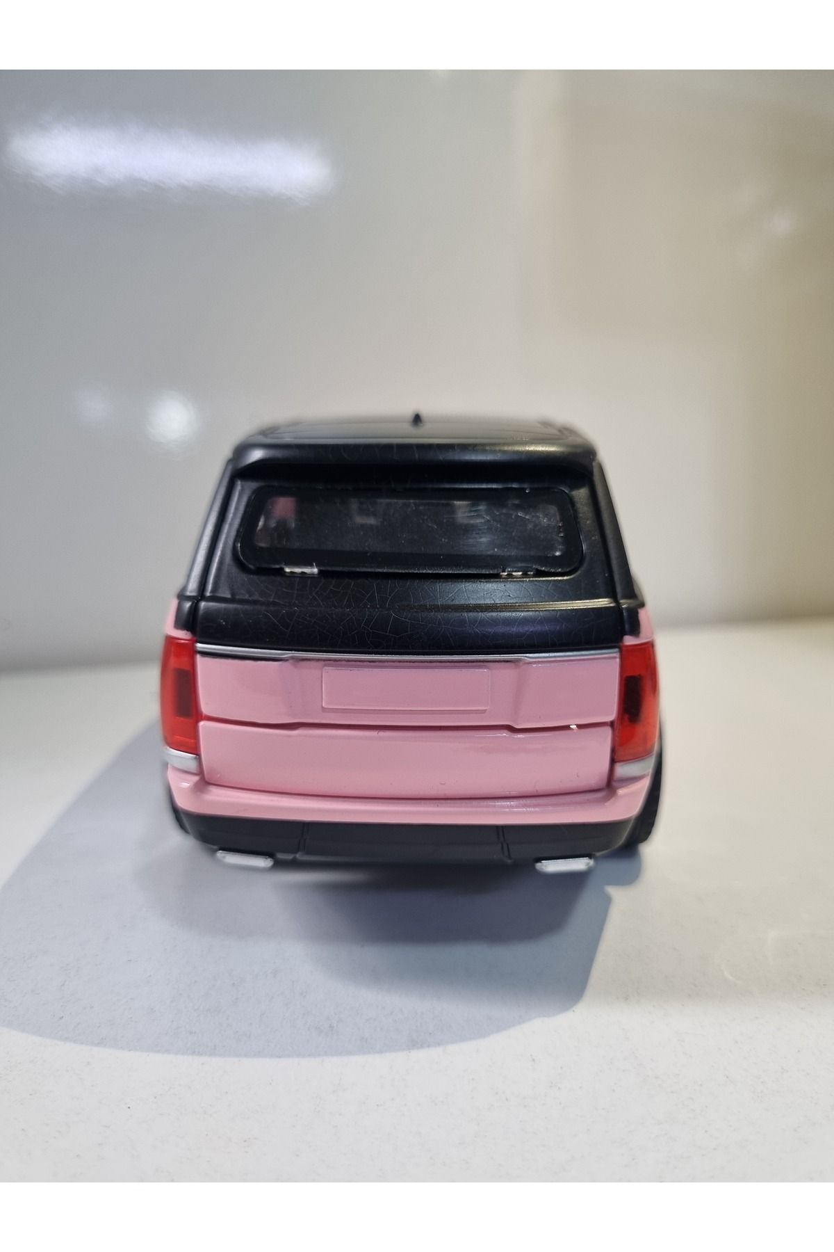 Pembe Renkli Range Rover Jeep  Çek Bırak  Metal Oyuncak Araba 20 cm