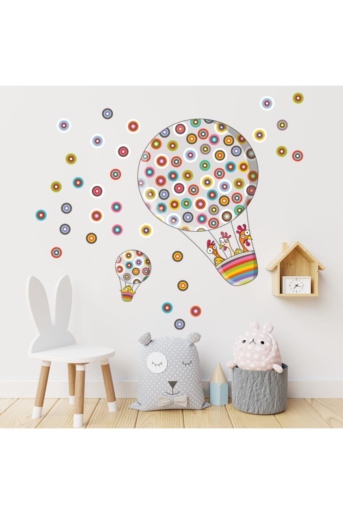Canvartie Puantiyeli Uçan Balon Çocuk Odası Duvar Sticker