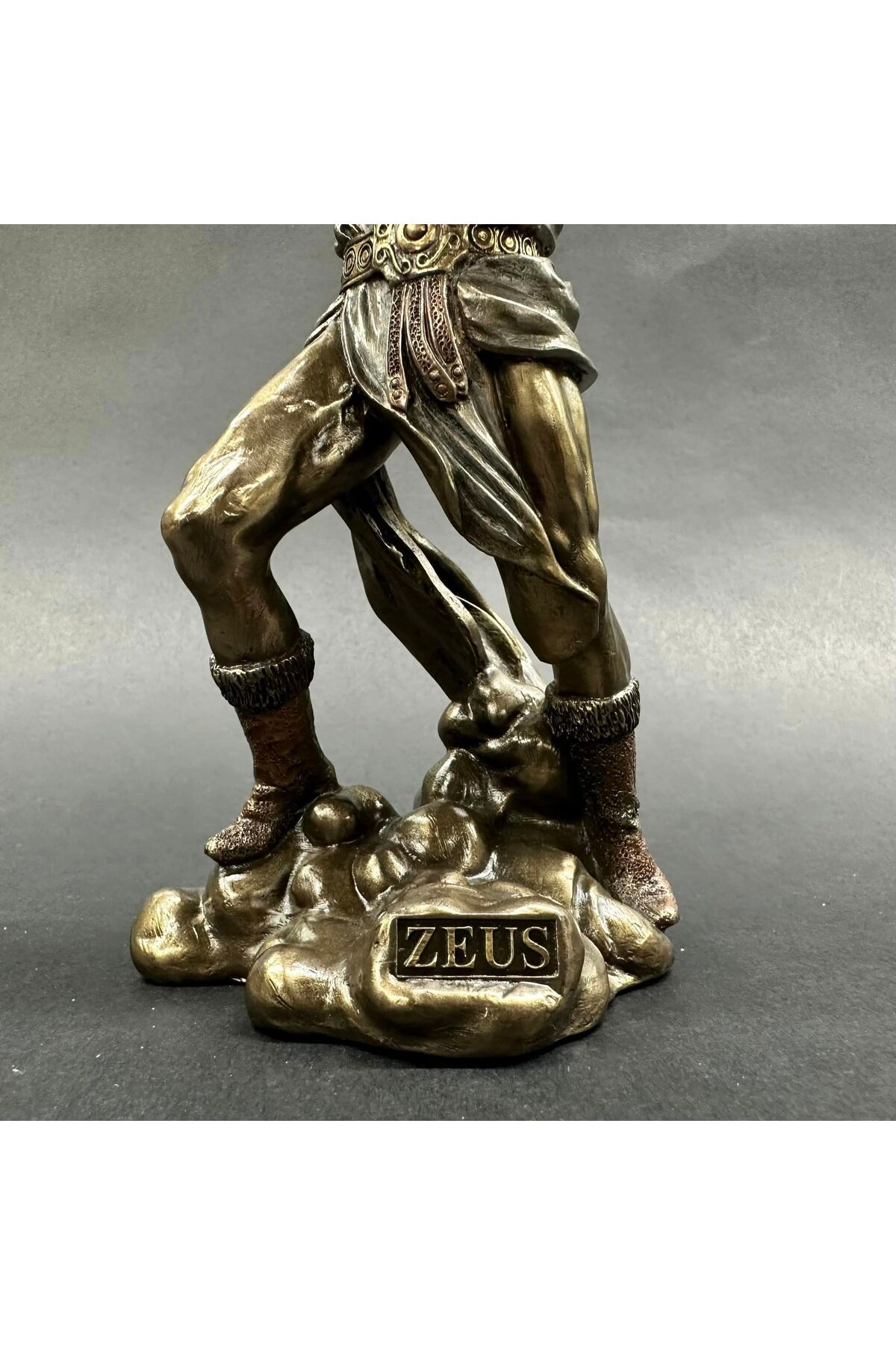 ZEUS Biblo