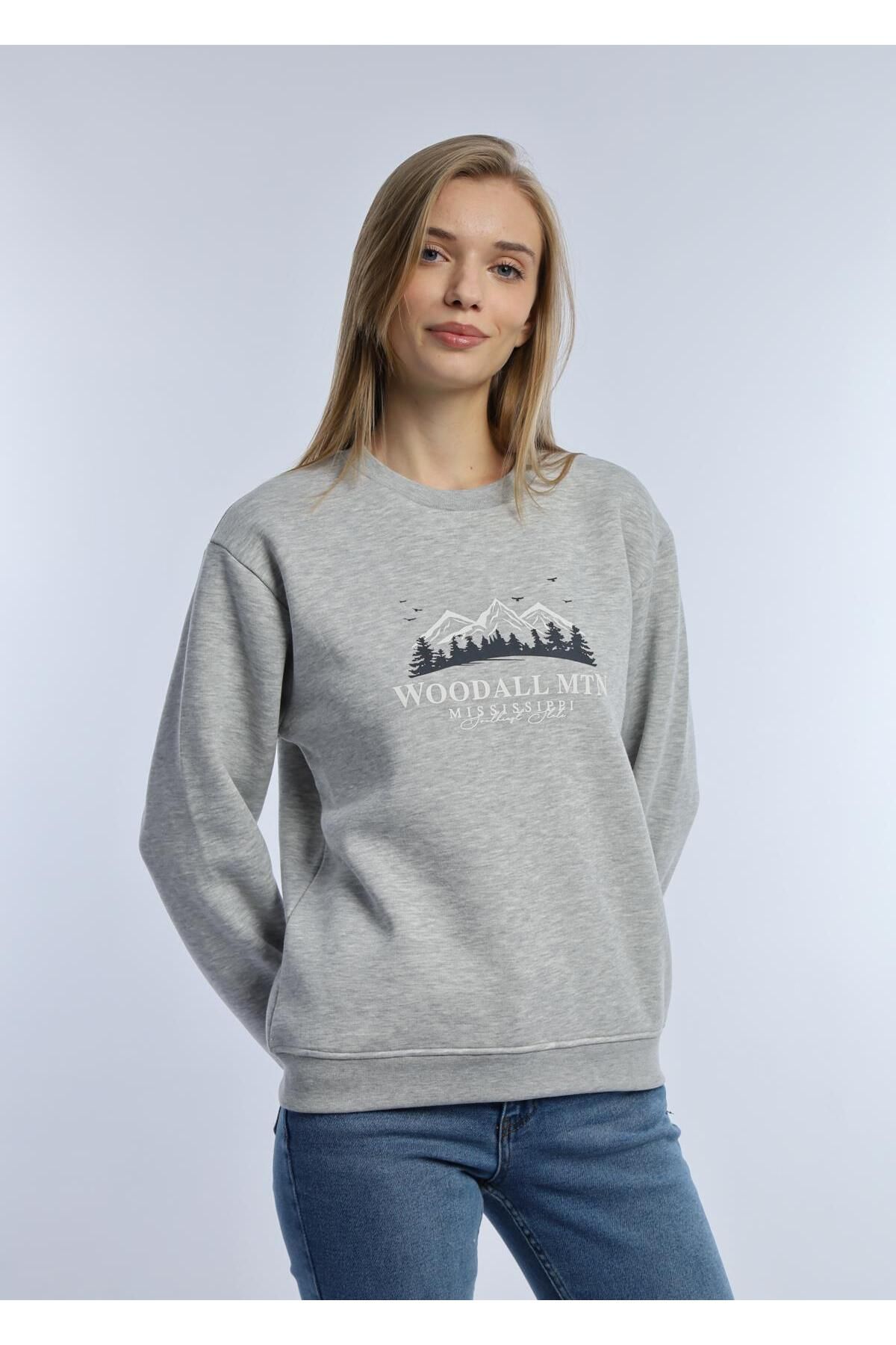 Kadın 3 İplik Şardonlu Woodall Mtn Baskıli Sweatshirt Gri Melanj