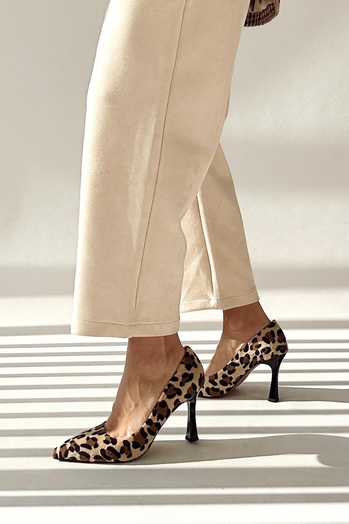 Nelson Leopar Stiletto