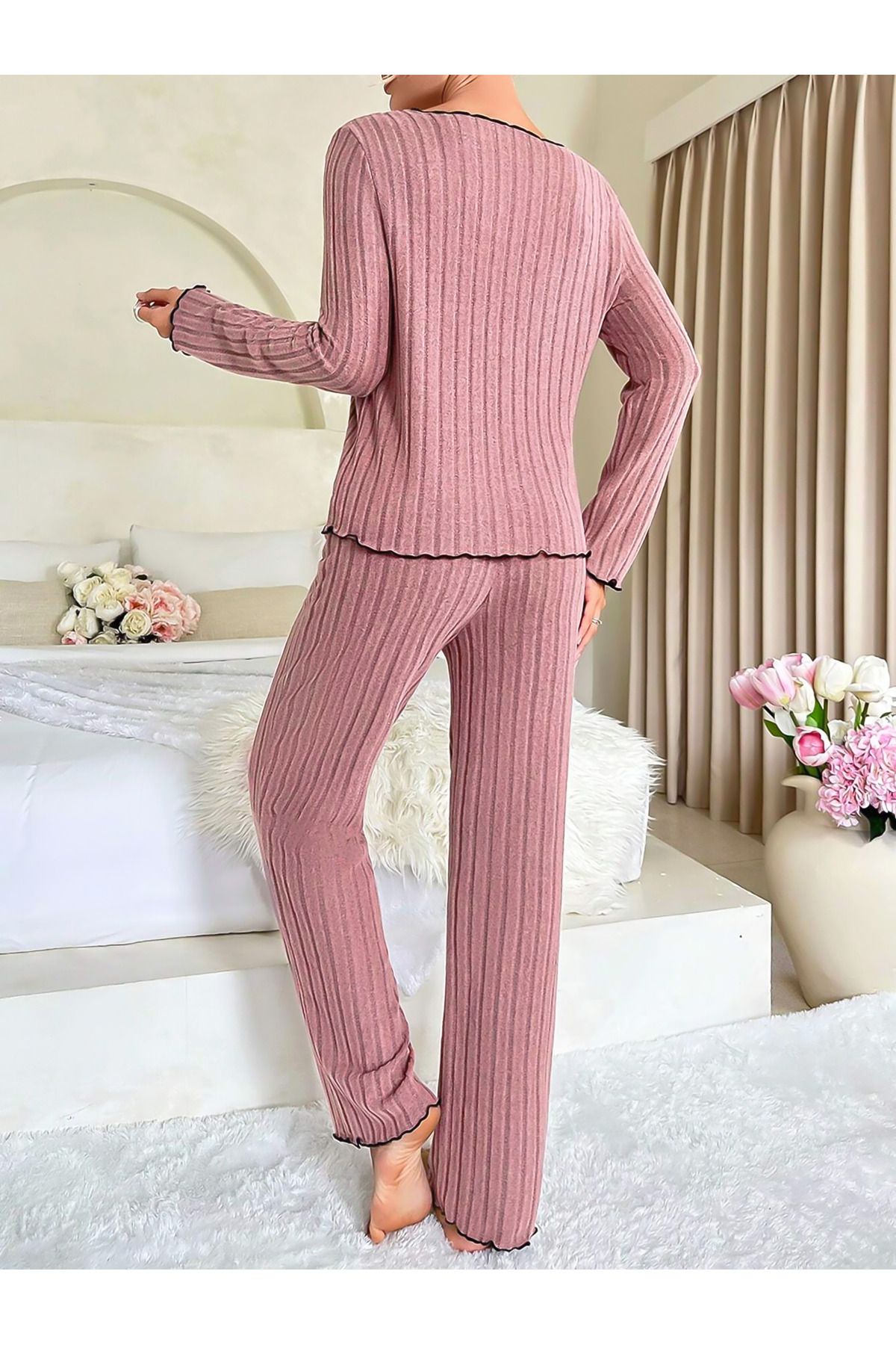 Gül Kurusu Pamuklu Fiyonk Detaylı Pijama Takımı