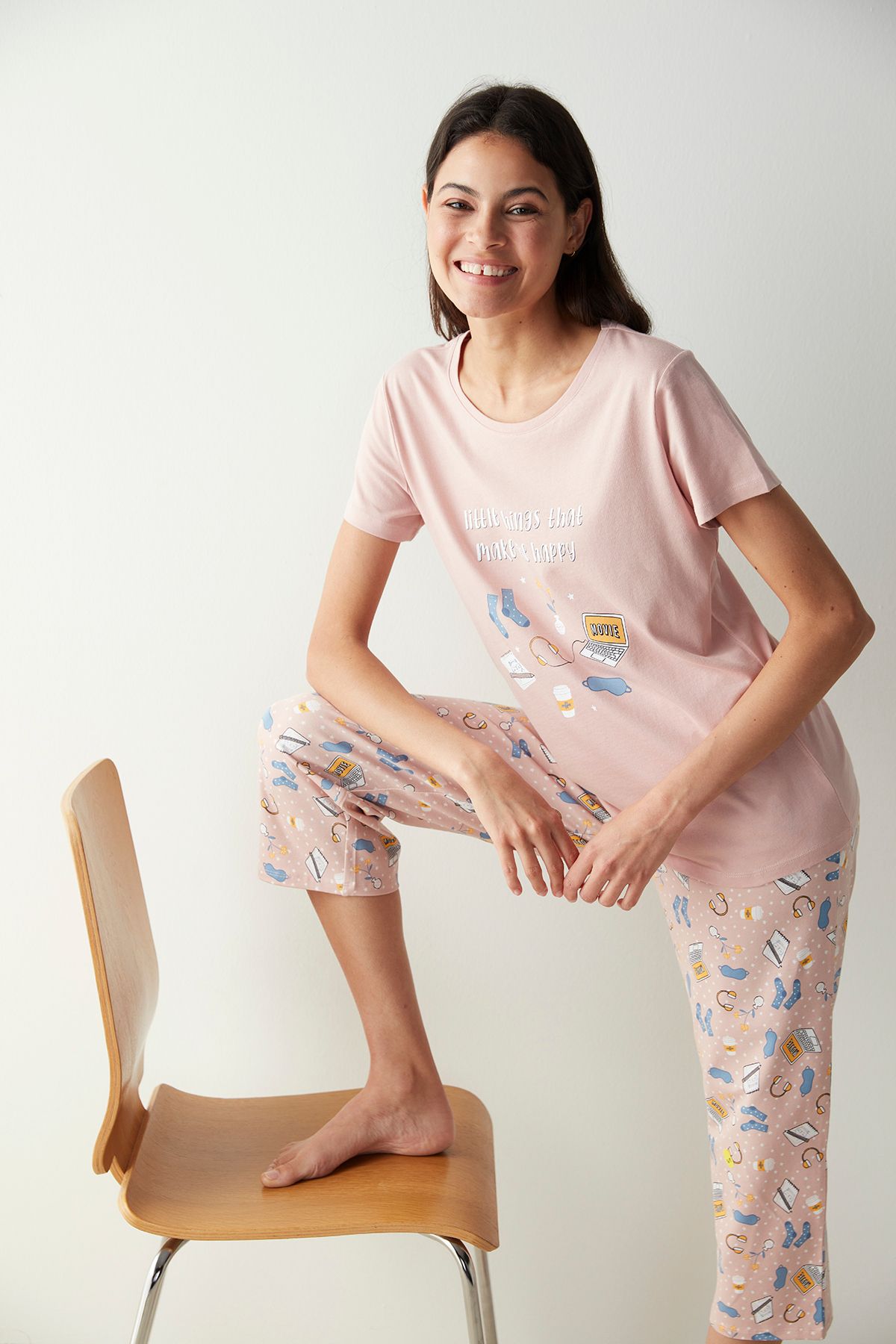 PentiHappy Pembe TişörtKapri Pijama Takımı