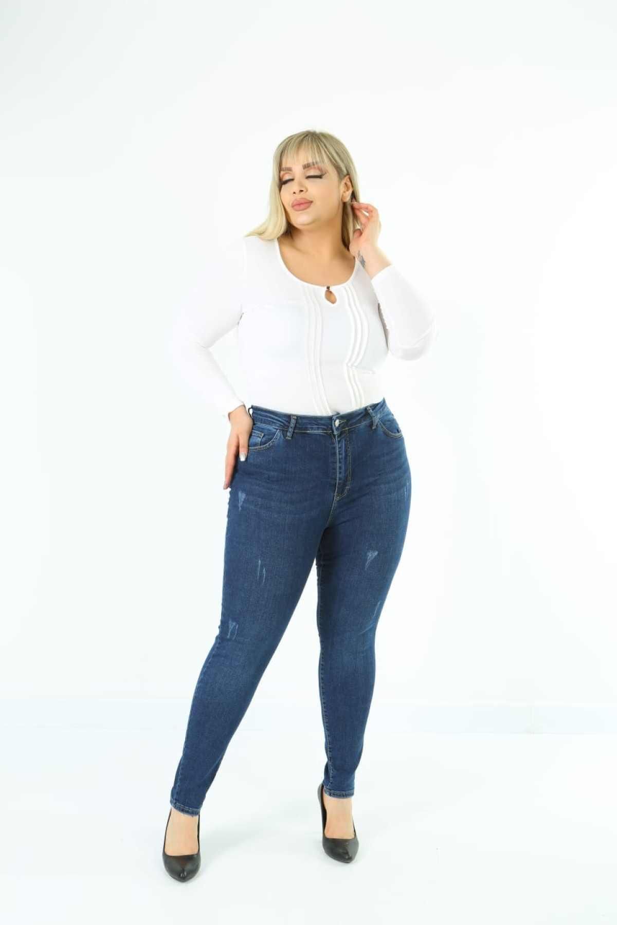 Kadın Lacivert Büyük Beden Skinny Fit Yüksek Bel Full Likralı Yumuşak Giyim Jean Pantolon C597