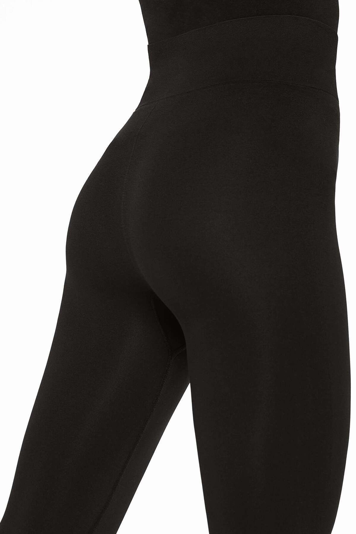 Performance seamless base layers tayt