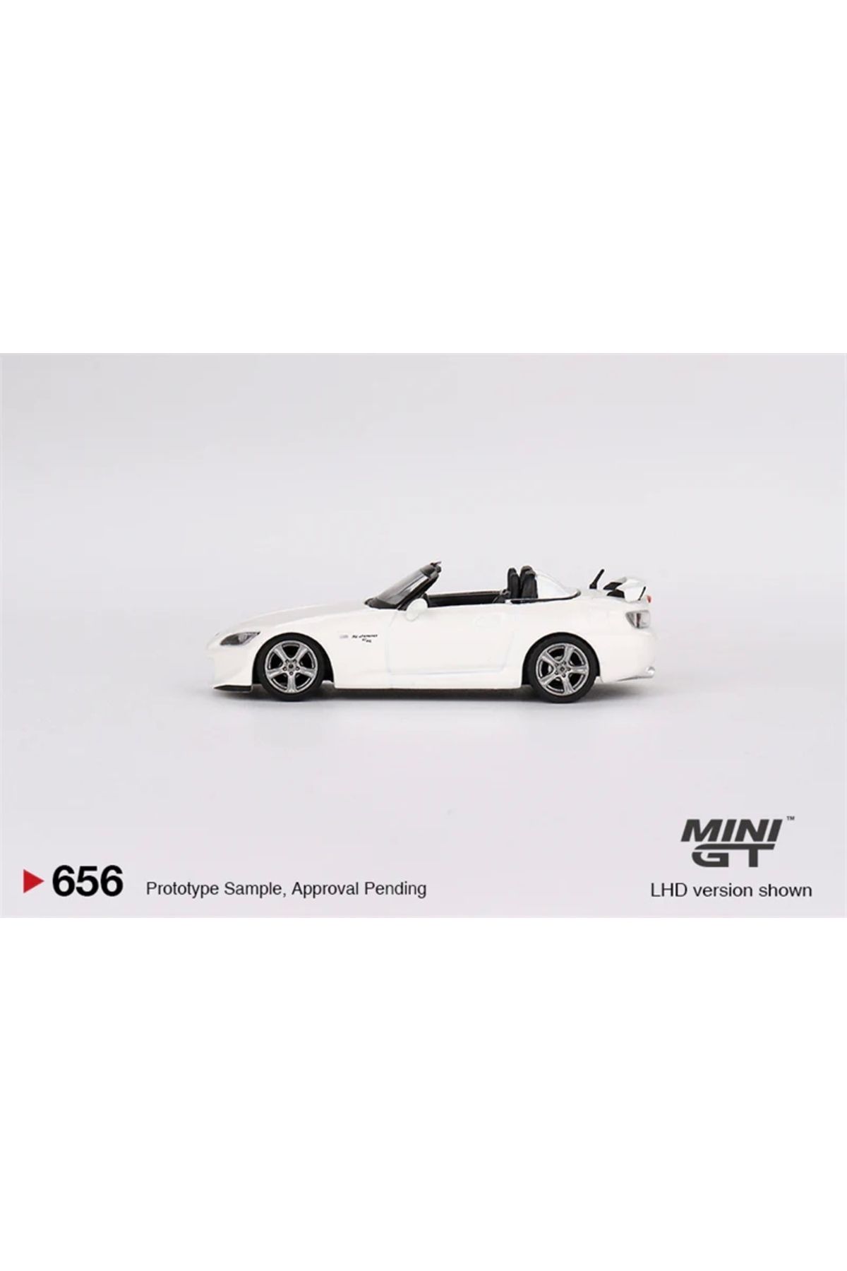 1/64 Honda S2000 (AP2) Cr Grand Prix White Mgt00656