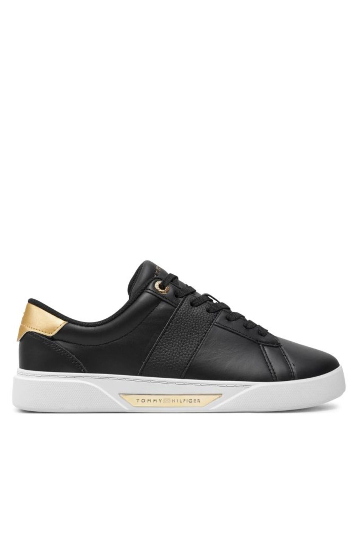 CHIC PANEL COURT SNEAKER