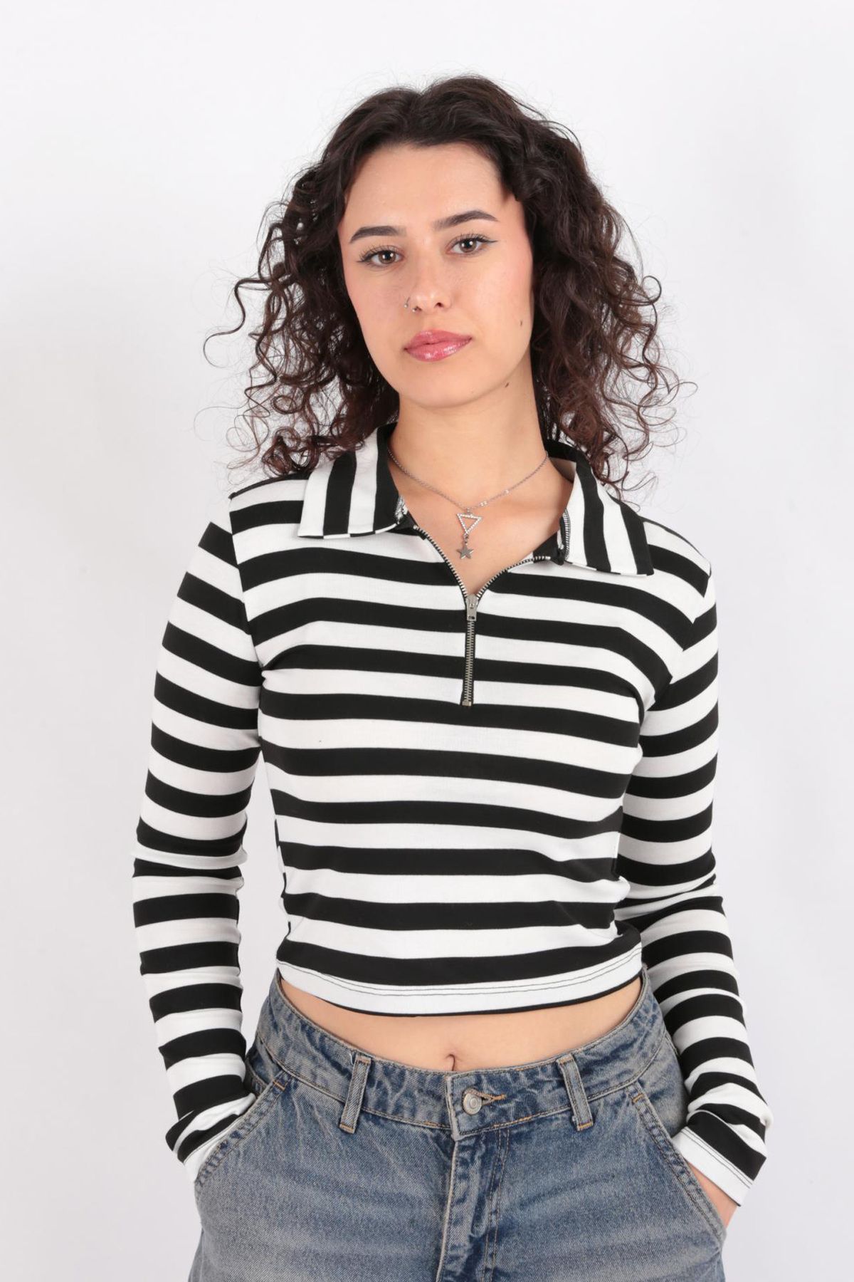 Hadise 1541 Yarım FermuarlıÇizgili Crop