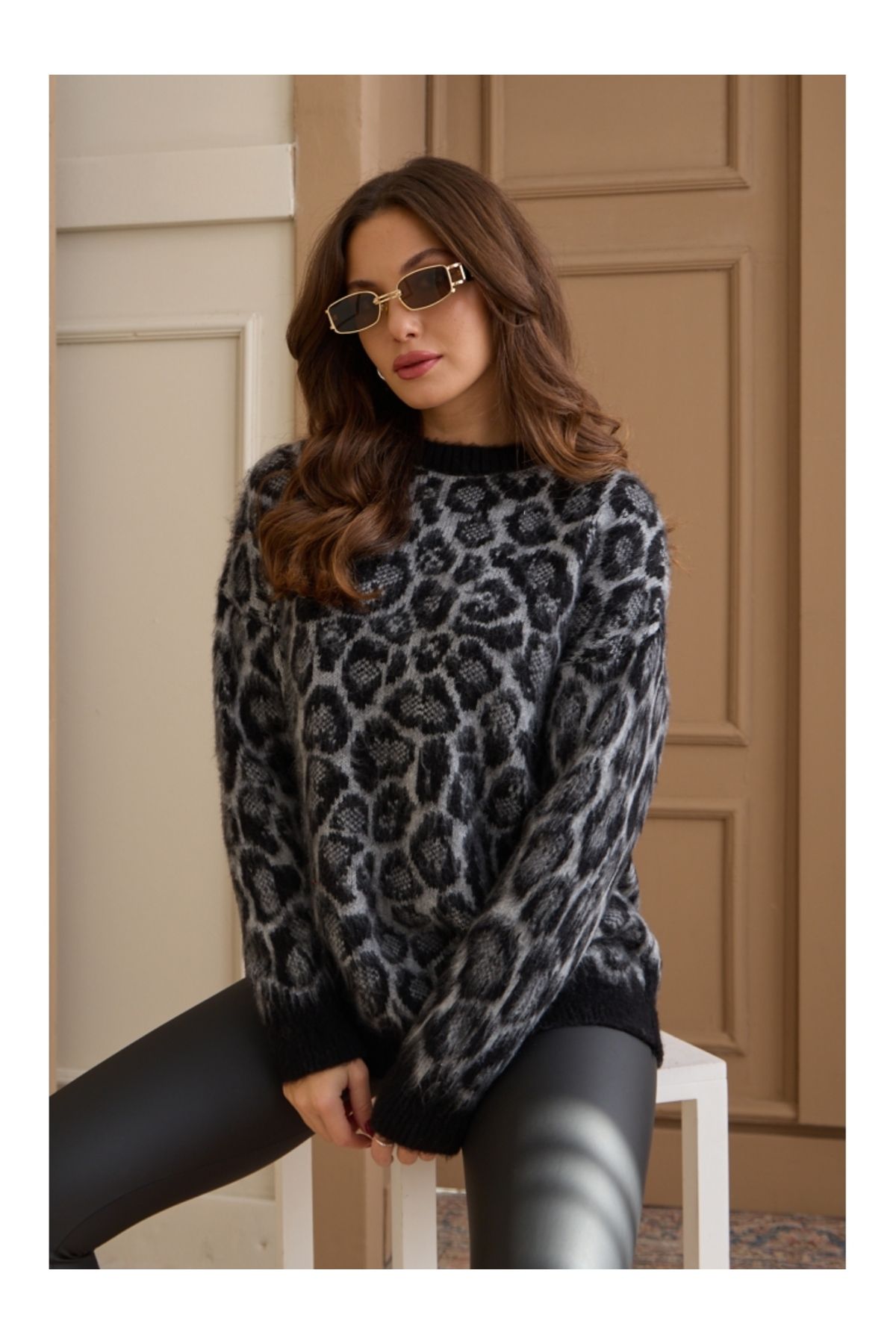 Elif Özbey Butik Gri LeoparDesen Oversize Kaz...