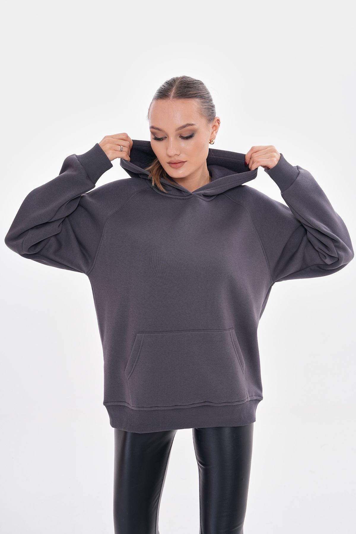 Kapüşonlu Oversize Sweatshirt