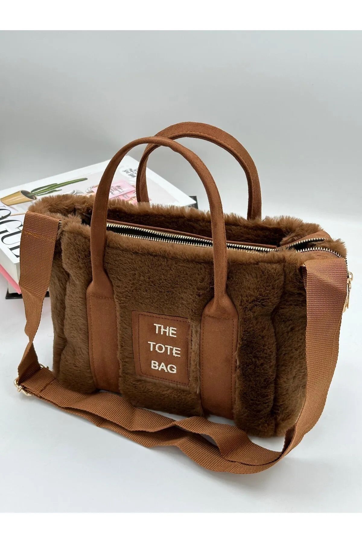 Kadın Taba The Tote Bag Yazılı Kolon Askılı Kürklü Peluş Çapraz Çanta