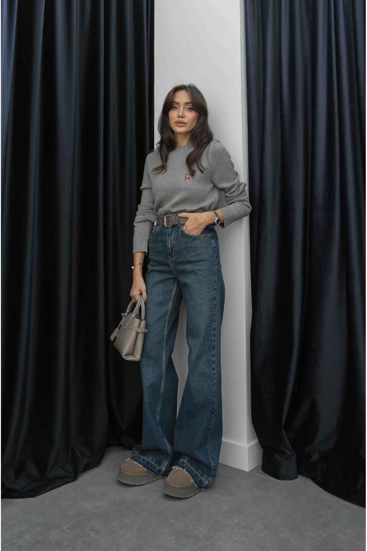 Koyu Mavi Paça Detaylı Wide Leg Jean