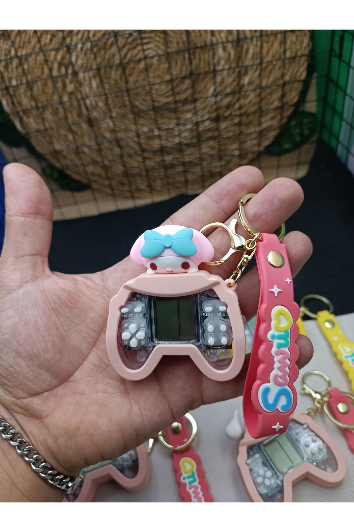 sanrio kawaii tetris oyunlu anahtarlık oyun konsol mini tetris oyunlu lüx anahtarlık hediyelik 1adet