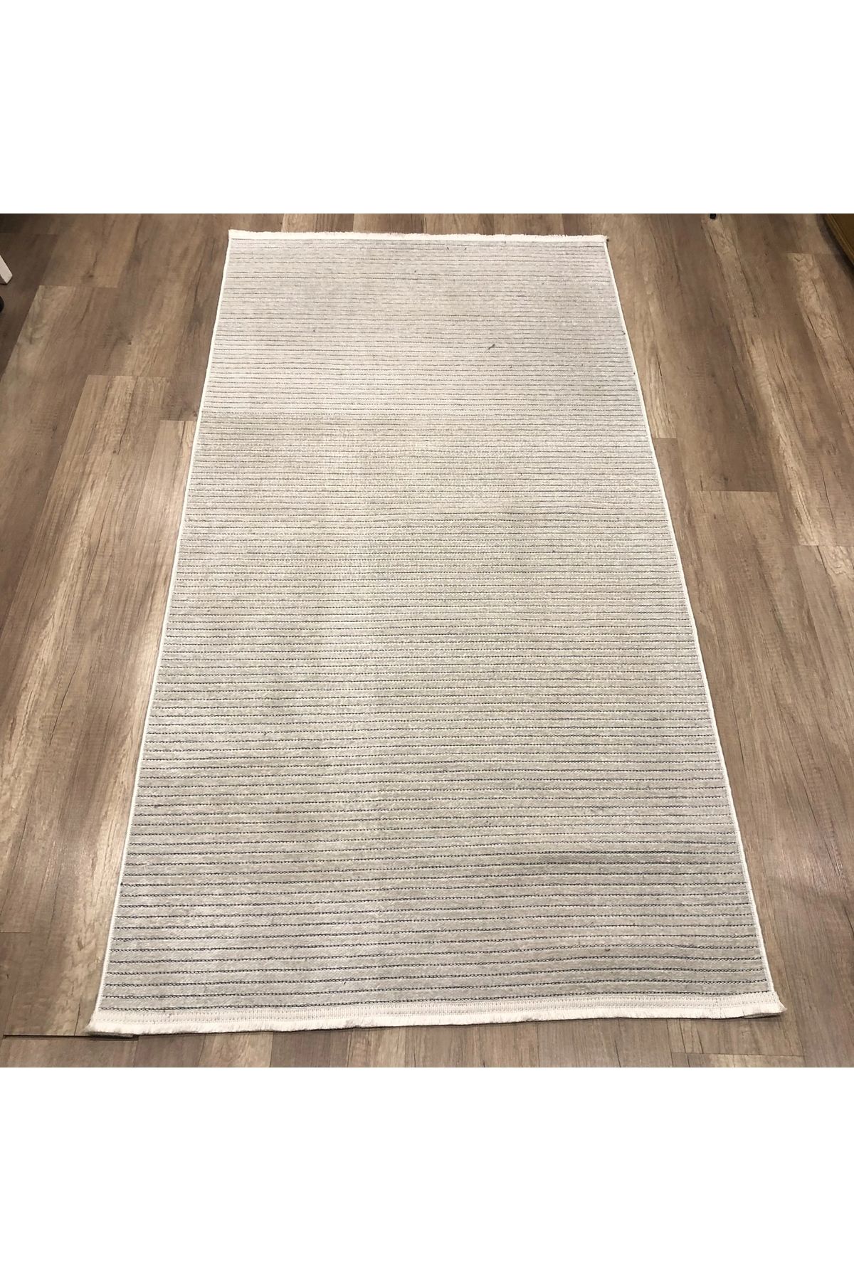 Luxess Halı Cool 404 Krem Yıkanabilir Kilim