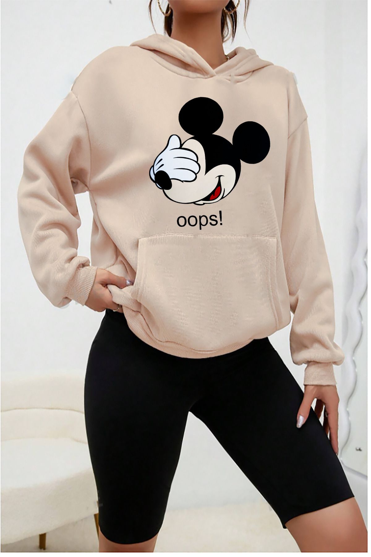 Unisex Mickey Mouse oops! Baskılı Bej Sweatshirt