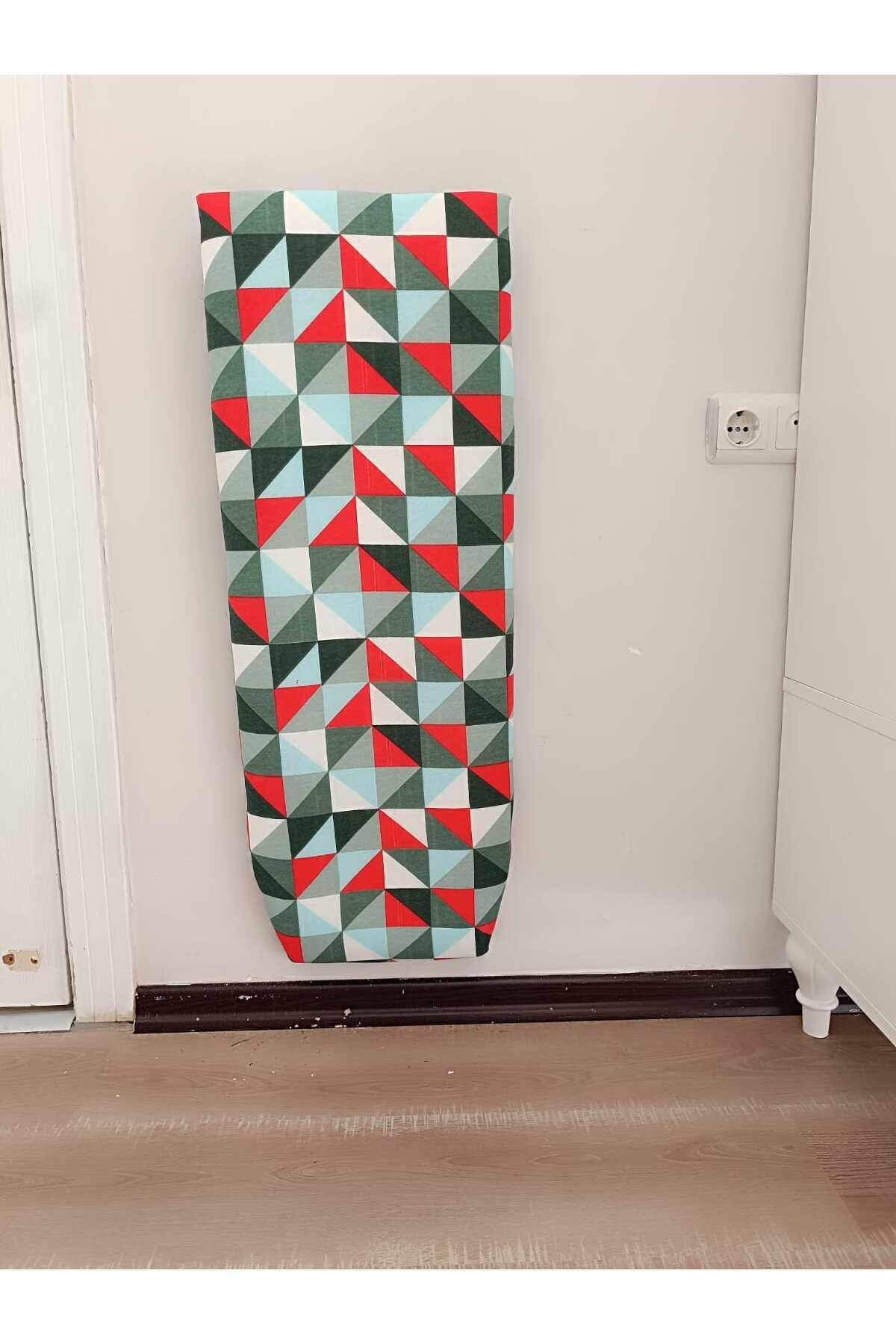 Red-green Patterned Duvara Monte Dikey Katlanır Ütü Masası