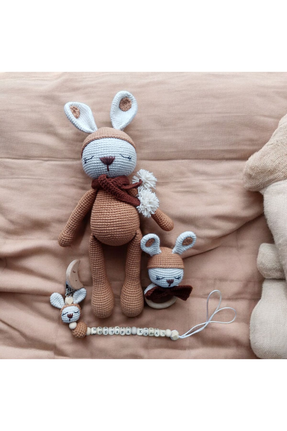 Ezgi's BabiesKaşkollu TavşanZoe Amigurumi El...