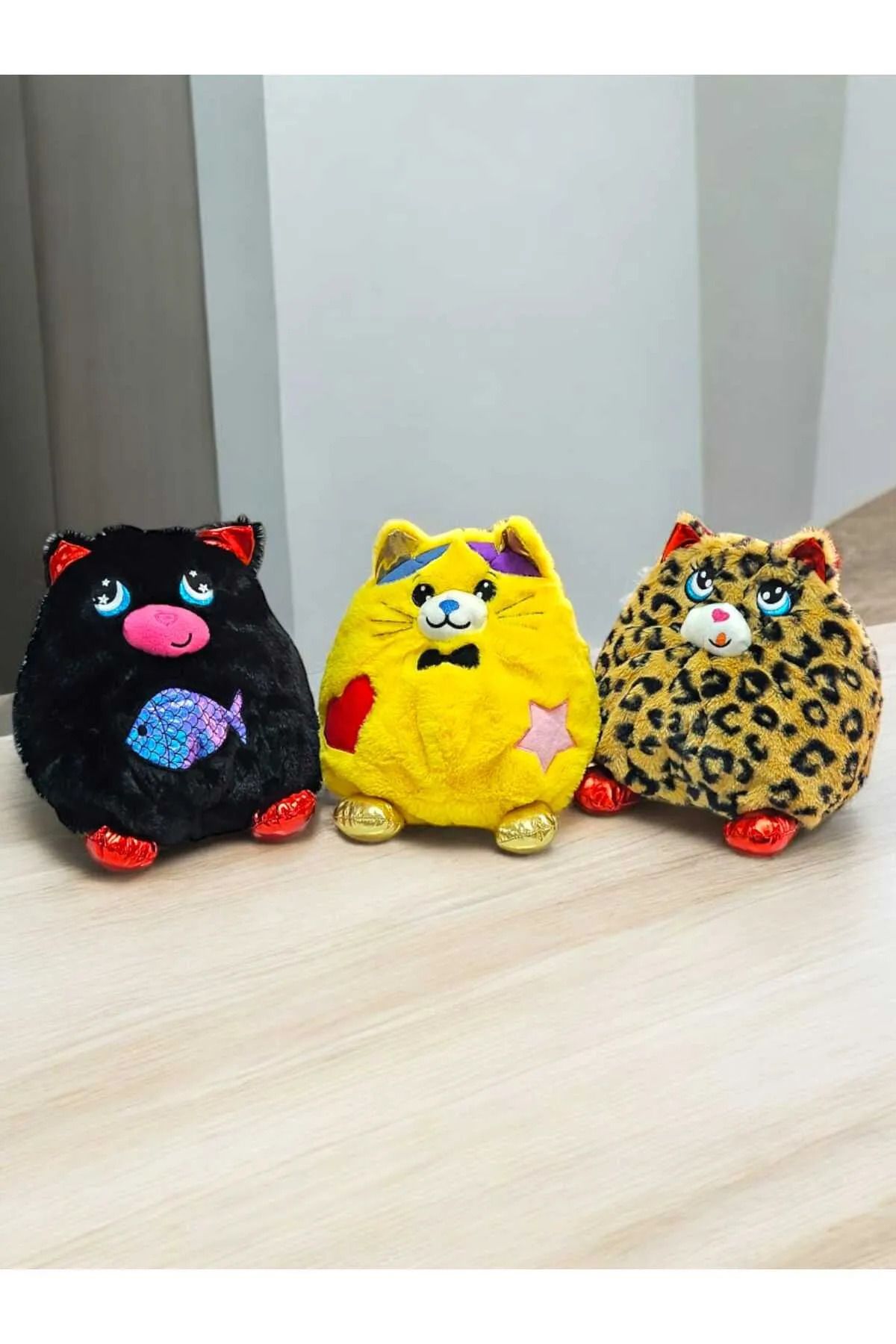 Misfittens Süpriz Paket Peluş Oyuncak Kedi