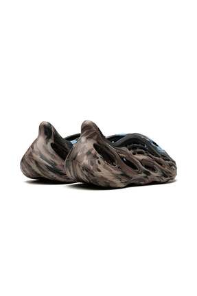 Yeezy FOAM RNR        MXCNDR/MXCNDR/MXCNDR Image 2