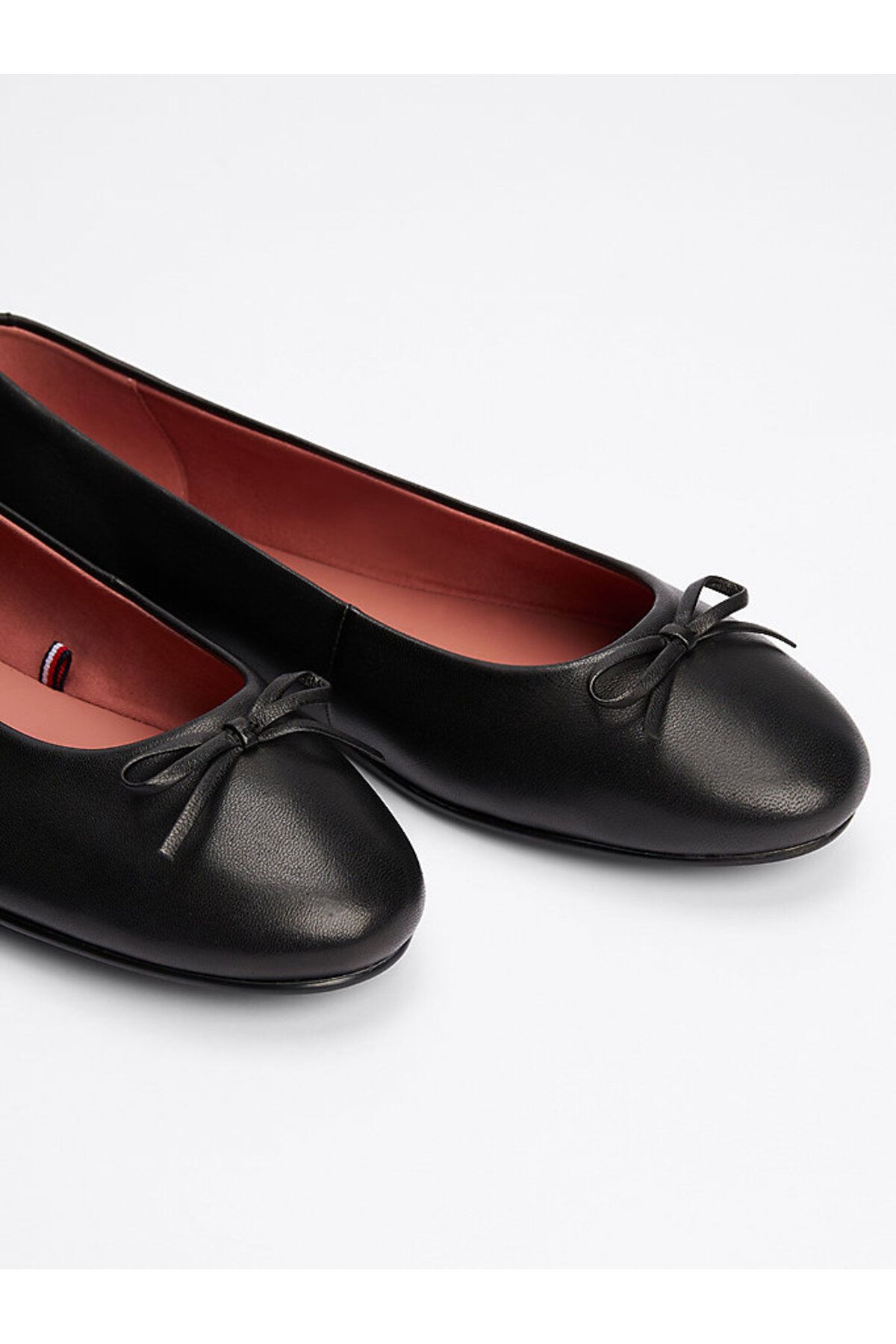 BALLERINA LEATHER FLAT BOW