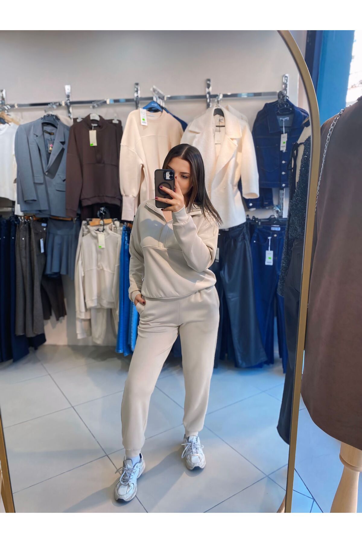 Büşra Yılmaz Boutique MARKAMODAL EŞOFMAN TAKI...