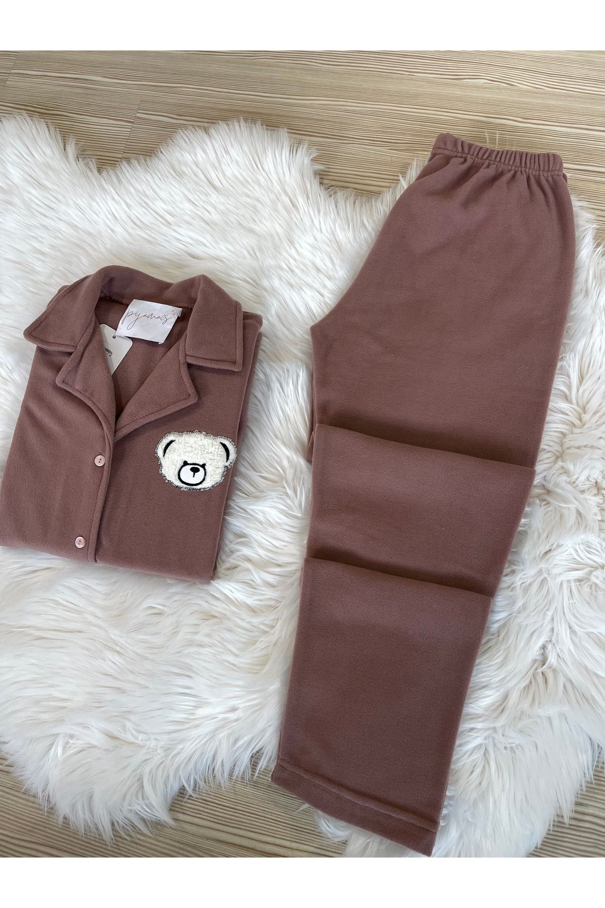 Vizon Peluş Ayıcık Nakışlı Önden Düğmeli Polar Pijama Takımı