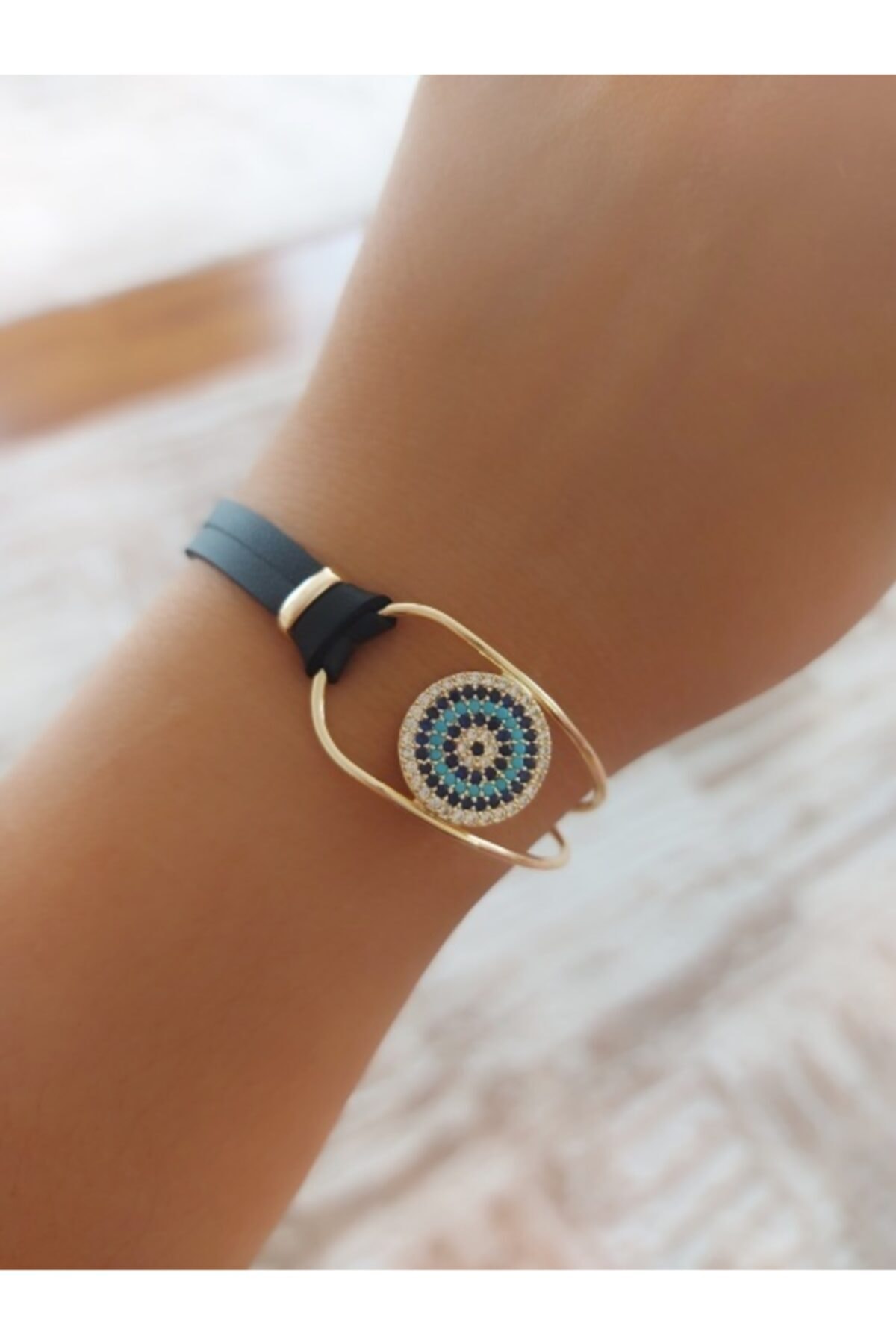 AychaAksesuar Siyah Deri Kayışlı Nazar Boncuklu Bileklik
