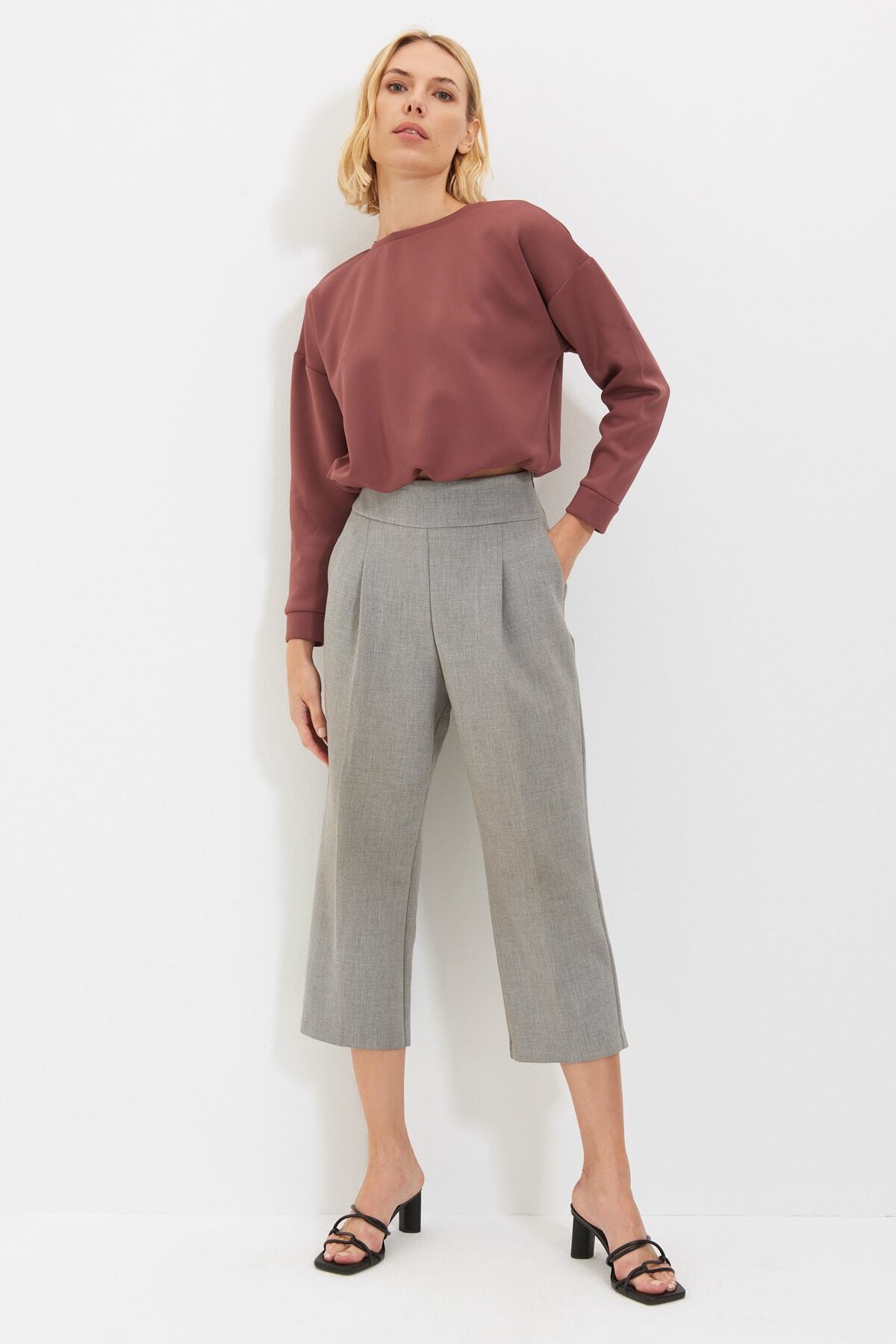 TRENDYOLMİLLA Mürdüm Bisiklet Yaka Örme Sweatshirt TWOAW21SW1643
