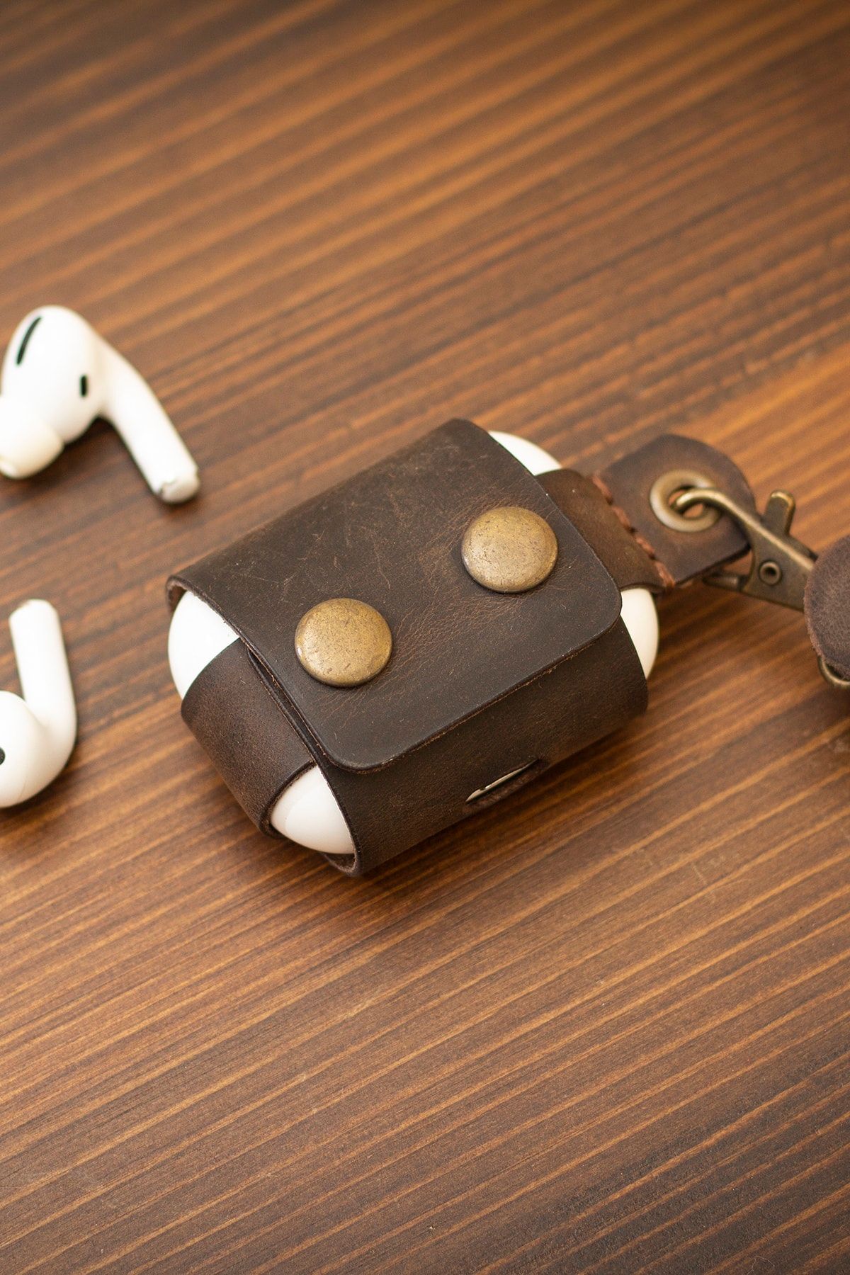Hi Leather Airpods Pro Deri Kılıf - El Yapımı & Gerçek Deri - Kestane