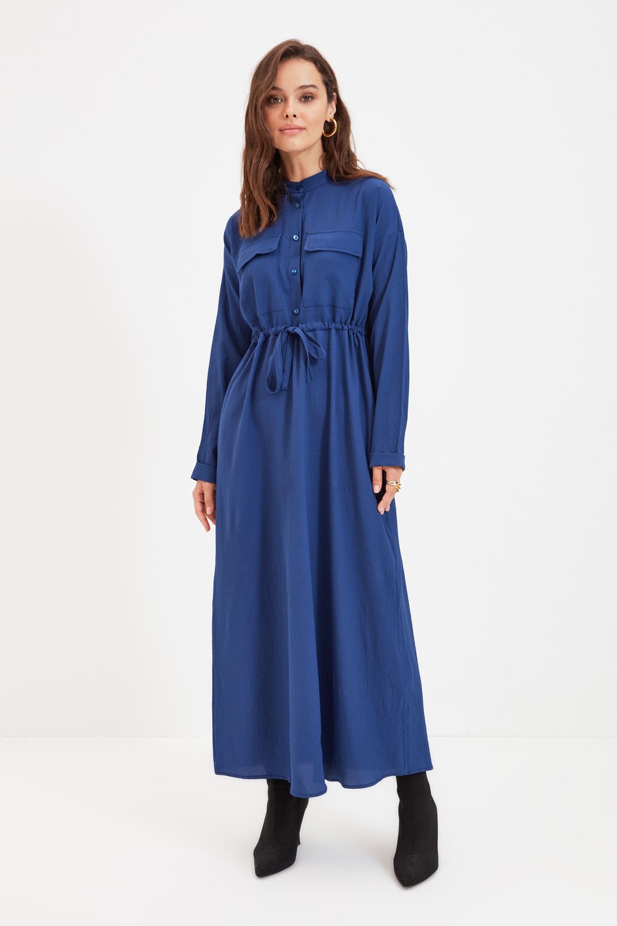 Trendyol Modest İndigo Kapaklı Cep ve Kemer Detaylı Elbise TCTAW22EB0059
