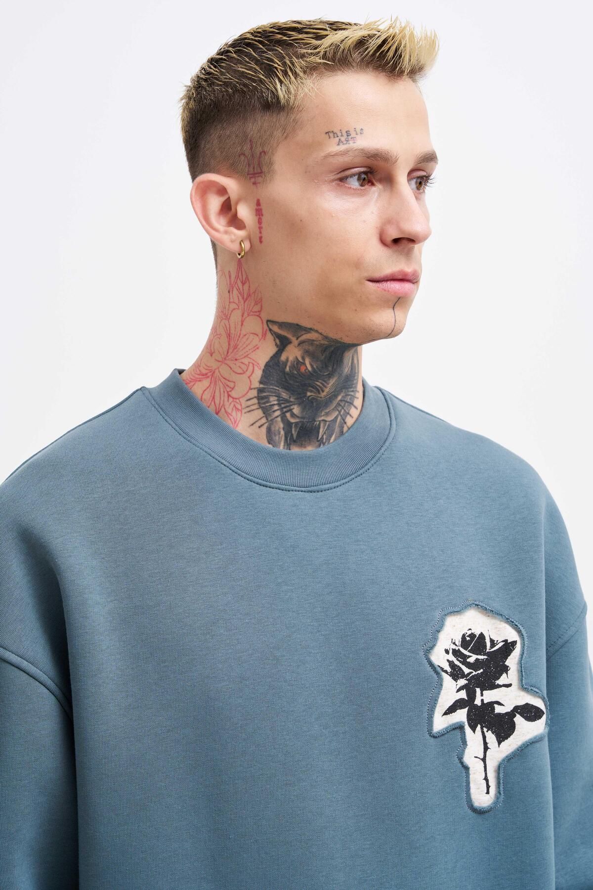 Erkek Bottom Printed Patch Sweatshirt BLUE SMOKE