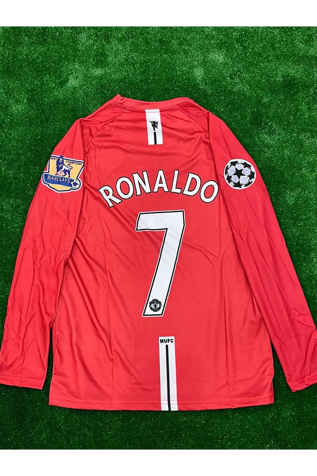 Cristiano Ronaldo 2008 Kırmızı Renk Uzun Kol Manchester United Nostalji Retro Forma