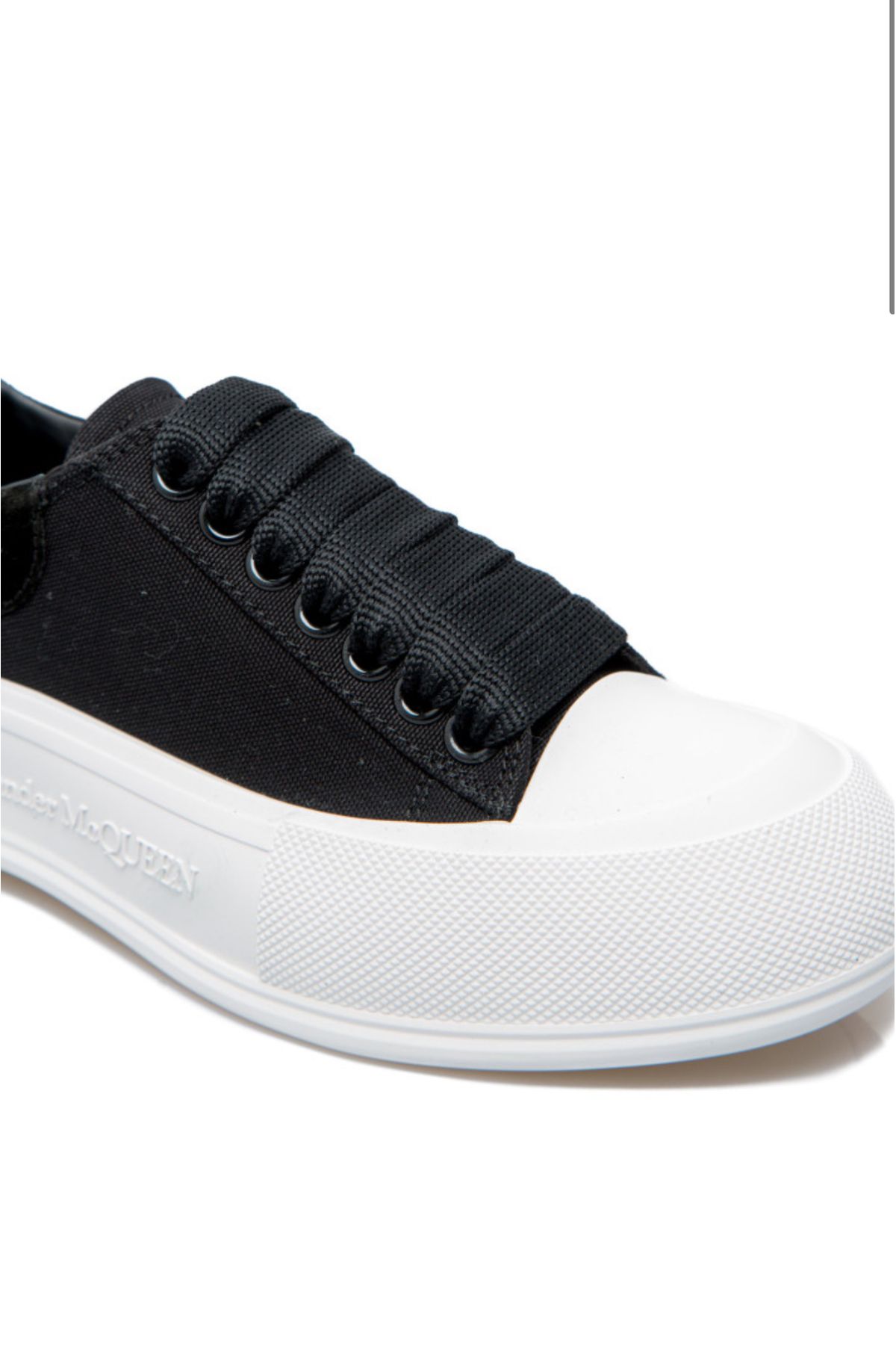 Deck Skate Plimsoll Lace-Up Sneakers