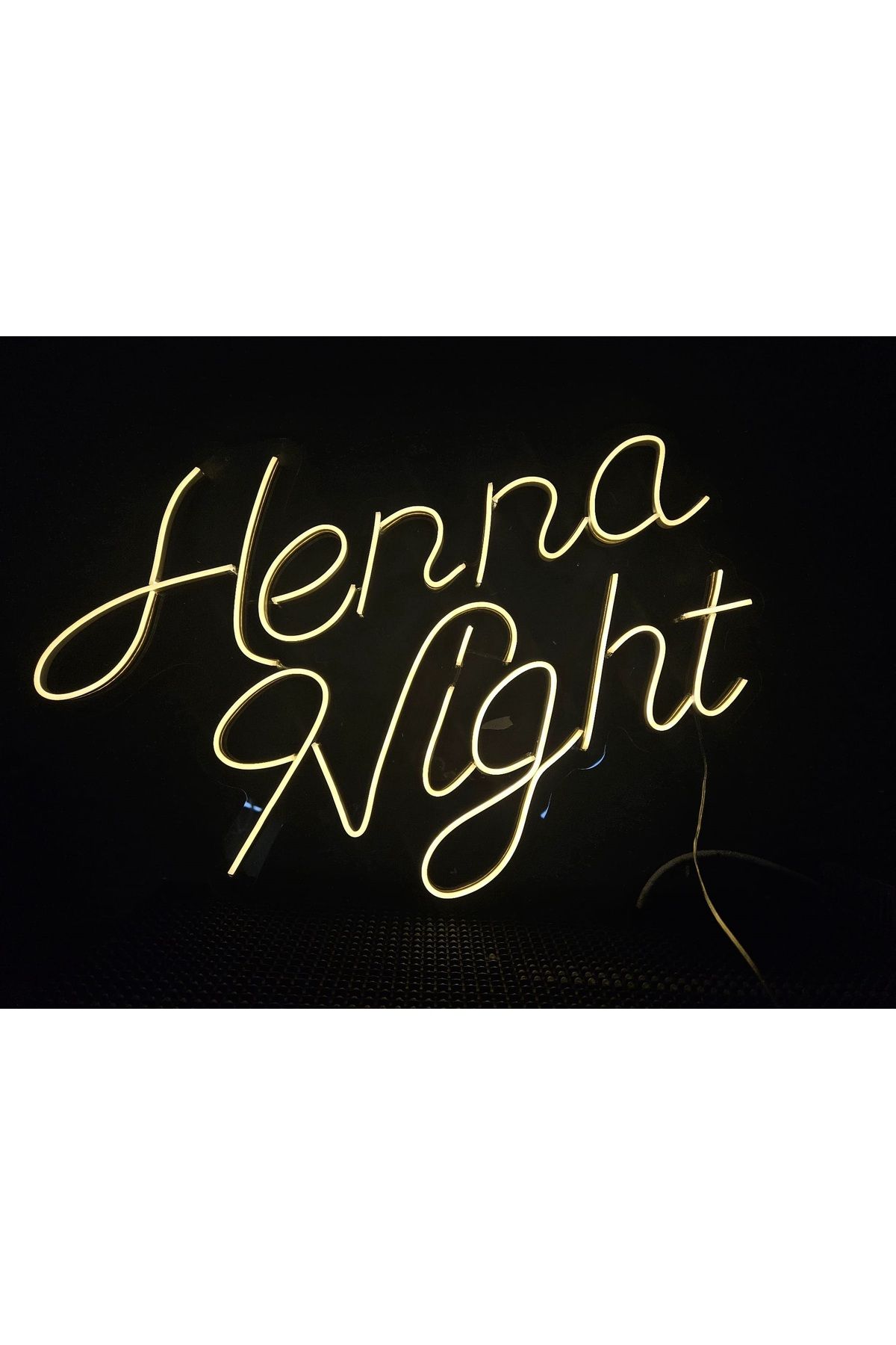 Henna Night Neon Led Işıklı Duvar Dekarasyon 50*70 cm