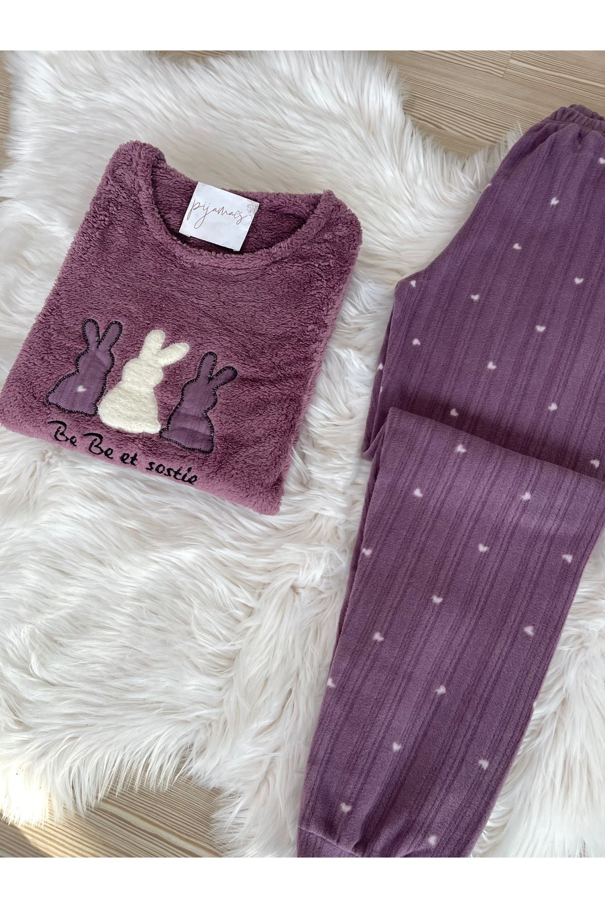 Lila Tavşan Desenli Ön Peluş Detaylı Polar Pijama Takımı