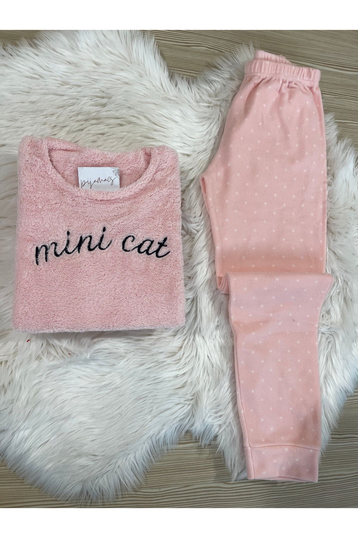 Açık Pembe  Mini Cat Desenli Ön Peluş Detaylı Polar Pijama Takımı