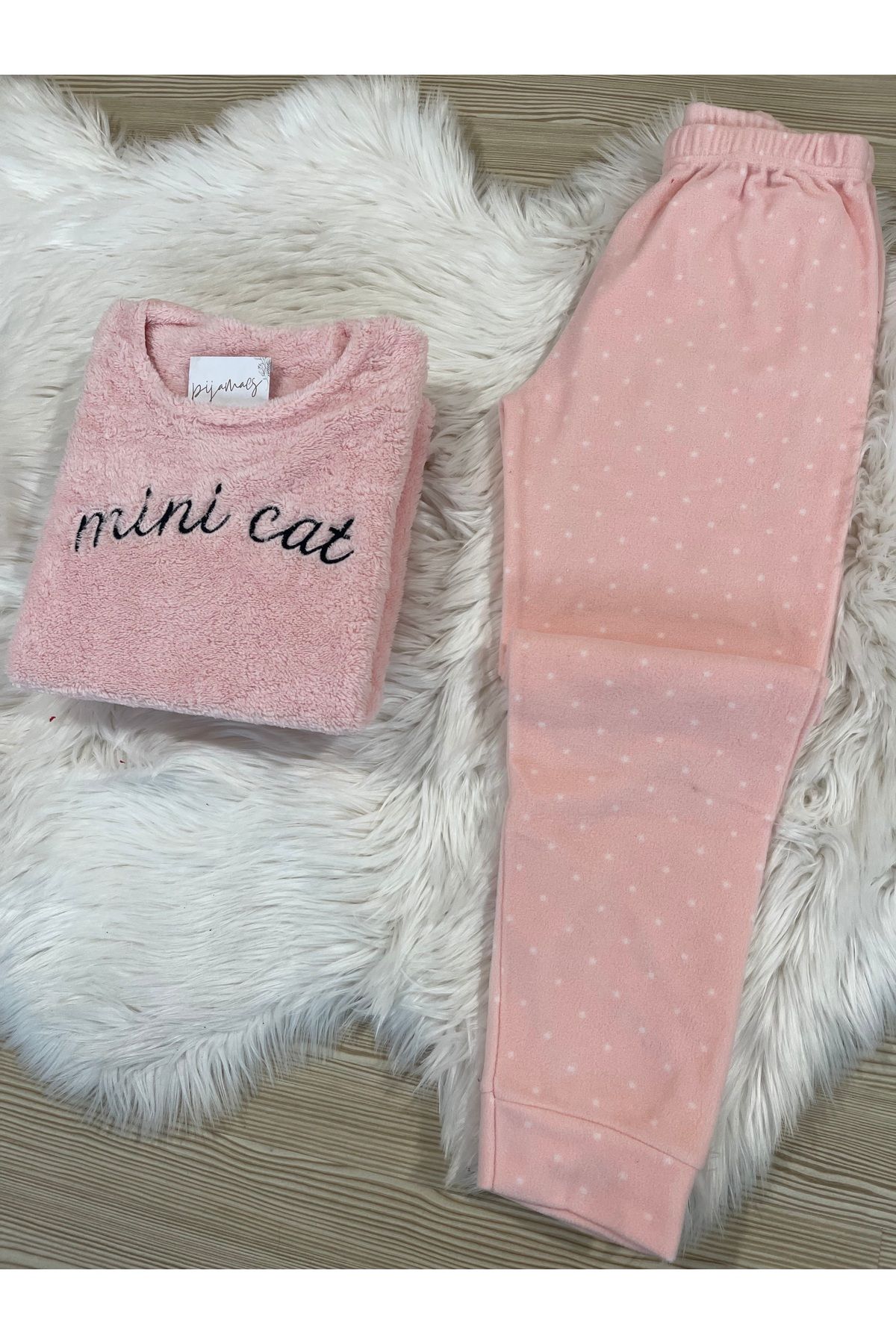 Açık Pembe  Mini Cat Desenli Ön Peluş Detaylı Polar Pijama Takımı