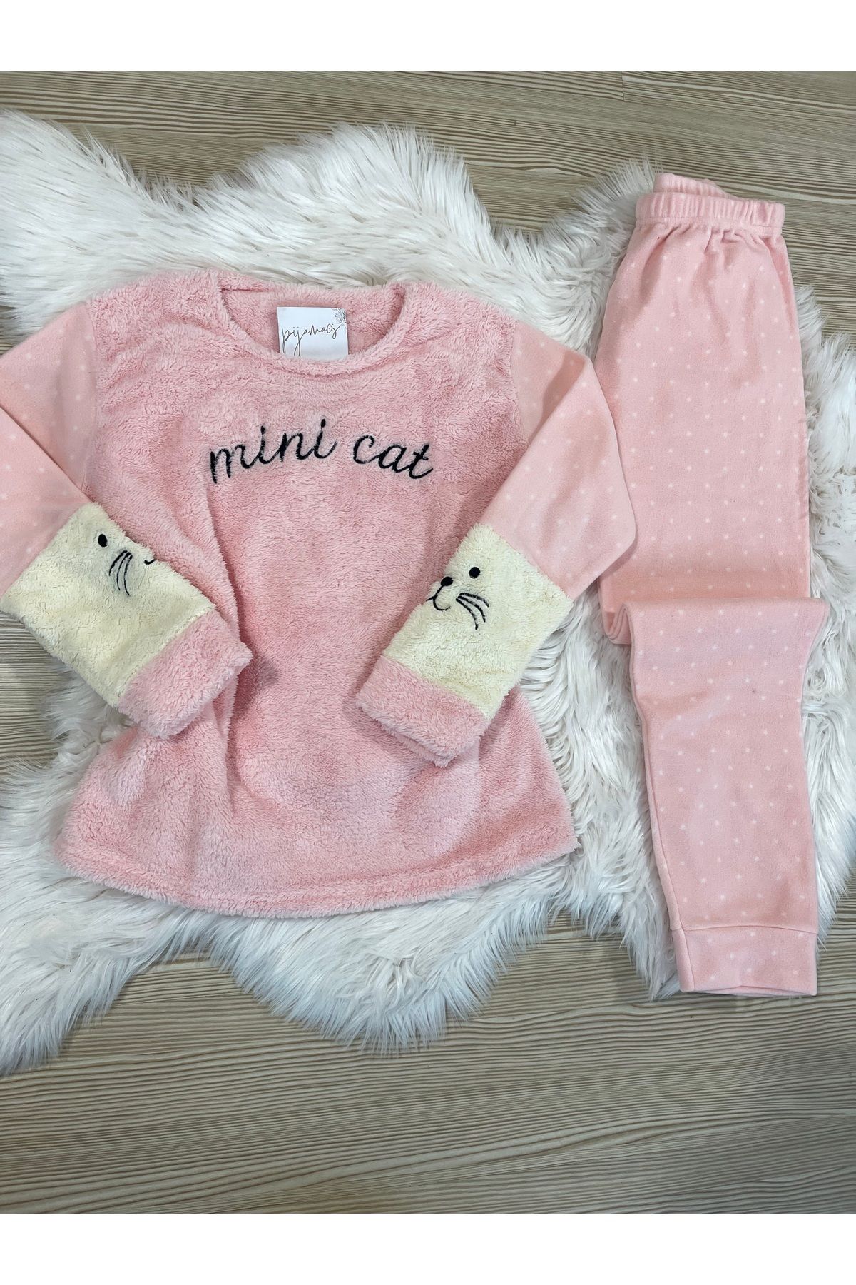 Açık Pembe  Mini Cat Desenli Ön Peluş Detaylı Polar Pijama Takımı