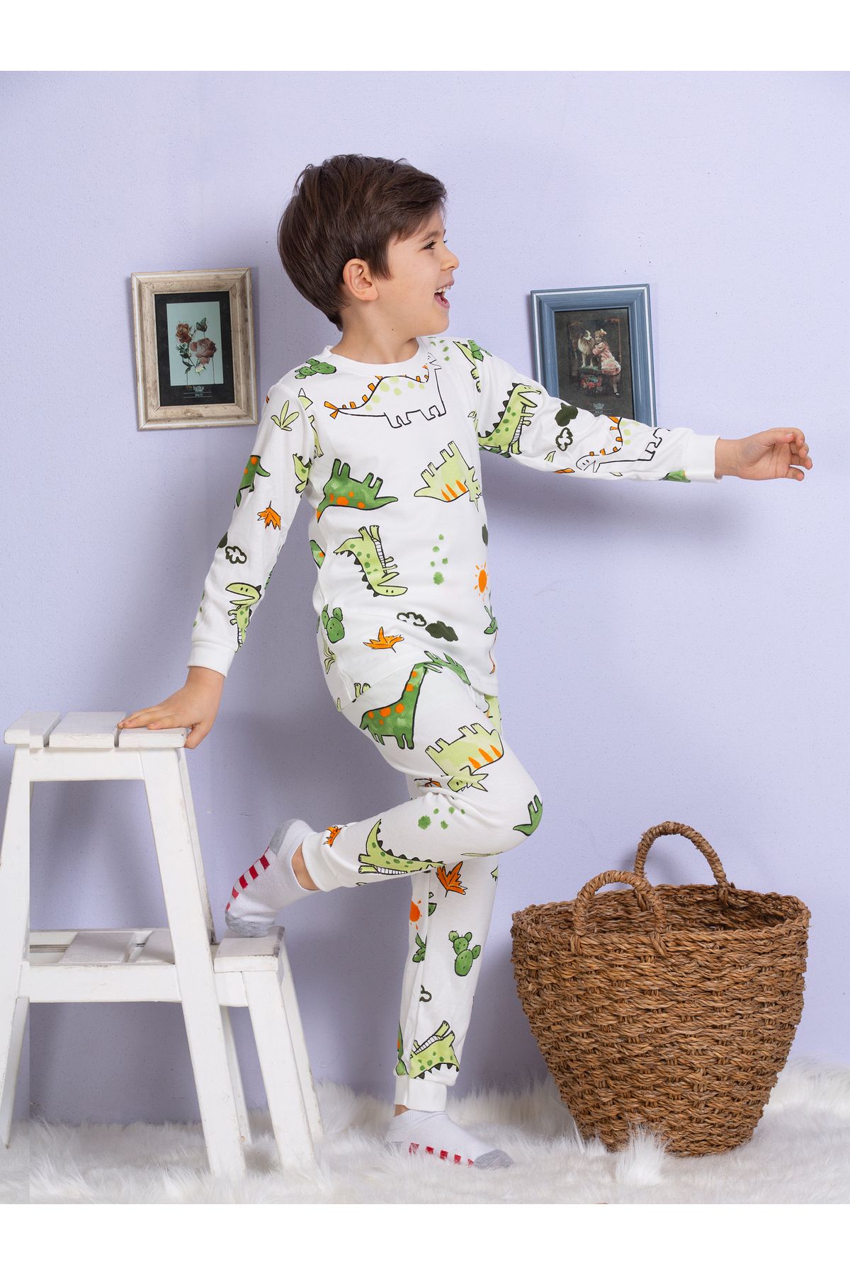 Erkek Çocuk %100 Pamuklu Dinazor Ağaç Desenli Pijama Takımı