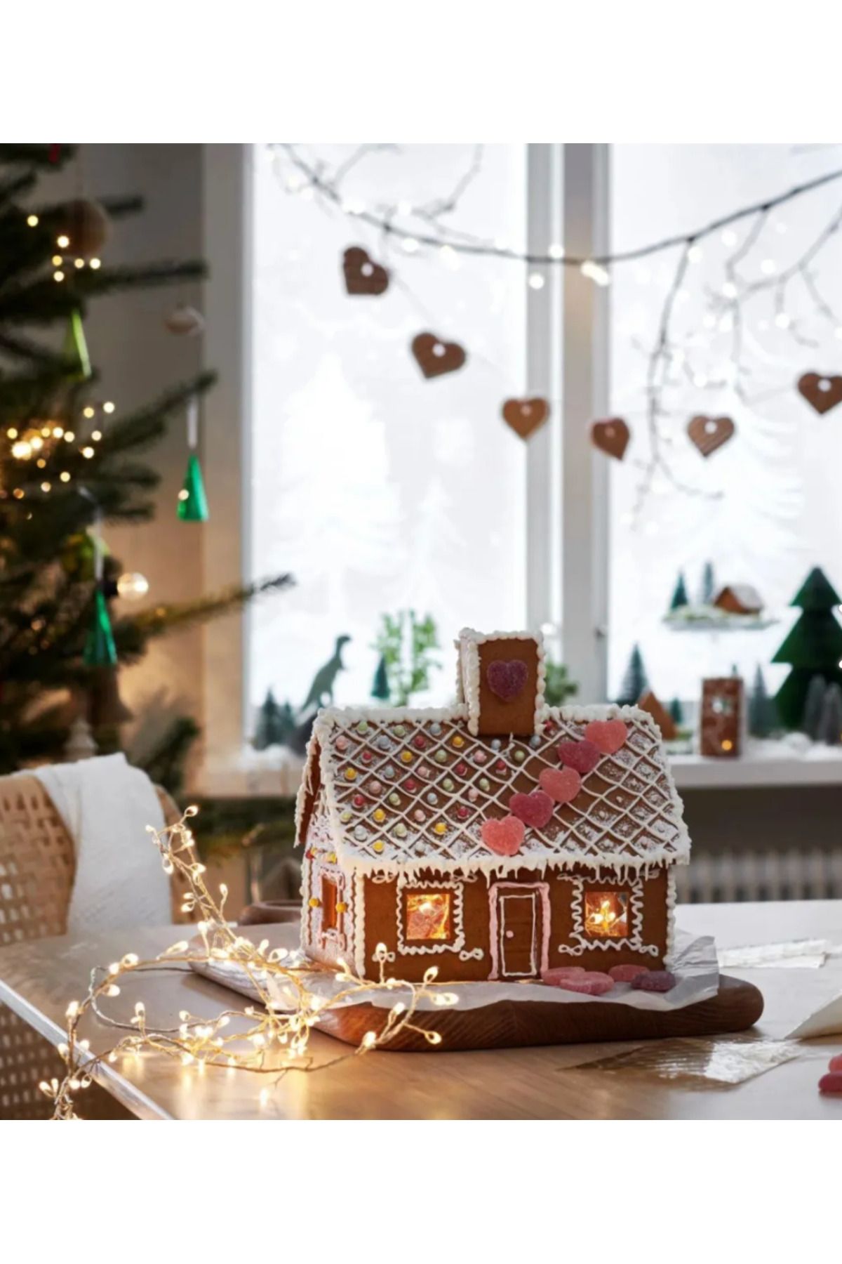 Vıntersaga Büyük Ev Şekilli Zencefilli Kurabiye Gingerbread House