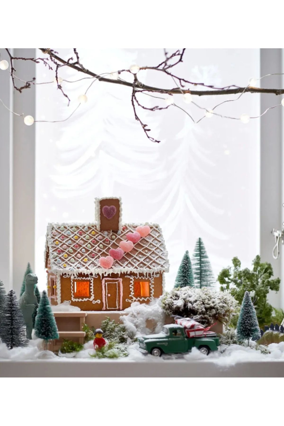 Vıntersaga Büyük Ev Şekilli Zencefilli Kurabiye Gingerbread House